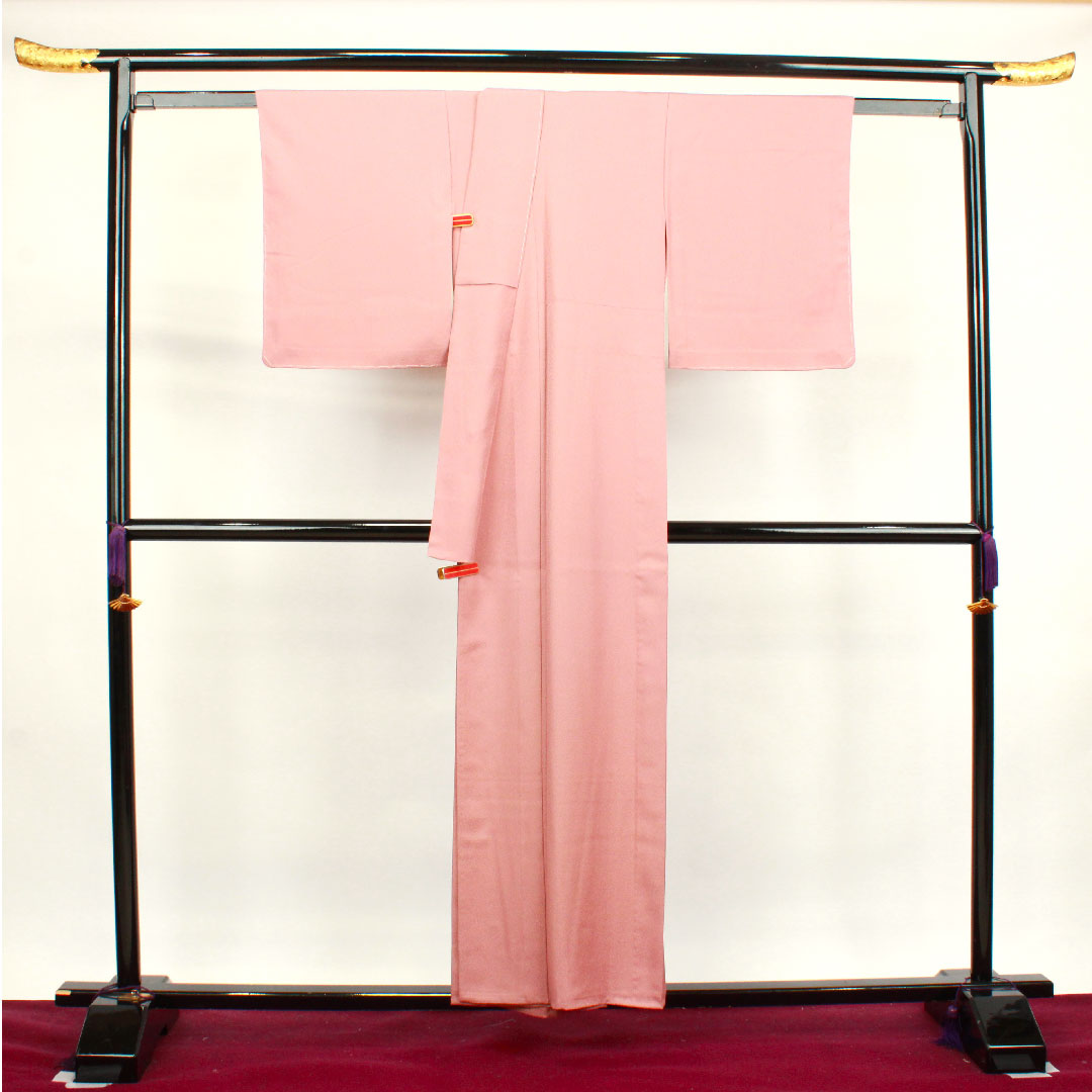 色無地 ポリエステル 帯紅色 洗える着物 しつけ糸付き 中陰桔梗  身丈156.5cm 裄丈61.5cm 単衣  Aランク ピンク系 1114000683313