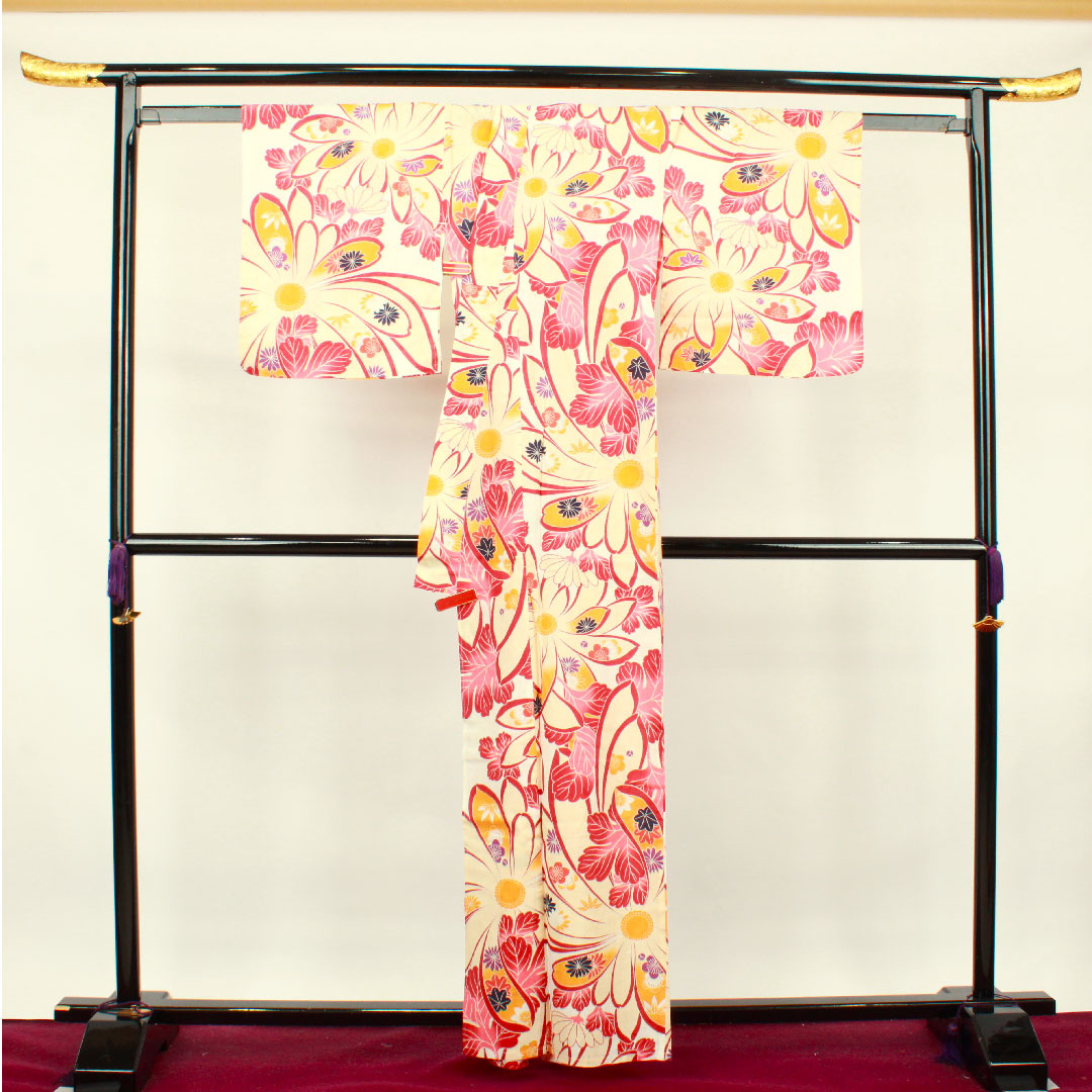 浴衣 花模様 木綿 Sランク 単衣 身丈162cm 裄丈65.5cm 白系 1118001152411