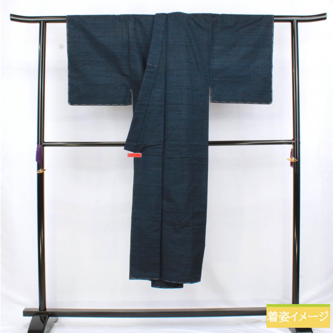 男物 正絹 Sランク 身丈139cm 裄丈64.5cm  濃紺色（のうこんいろ） 紬地 しつけ糸付き アンサンブル 袷 紺系 1119001132318