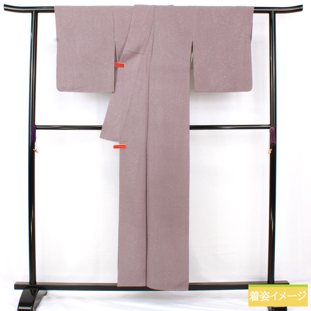色無地 正絹 身丈155.5cm 裄丈63.5cm 鳩羽鼠色（はどばねずいろ） 一つ紋 違い鷹の羽 袷 Aランク 紫系 1114001753320