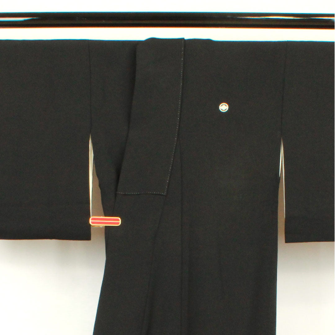 Black formal kimono, length 168.5cm, sleeve length 62cm, lined, by artist Chaya Tsuji, floral pattern, circle with diamond pattern, pure silk, A rank, five crests, black, 1111000473510