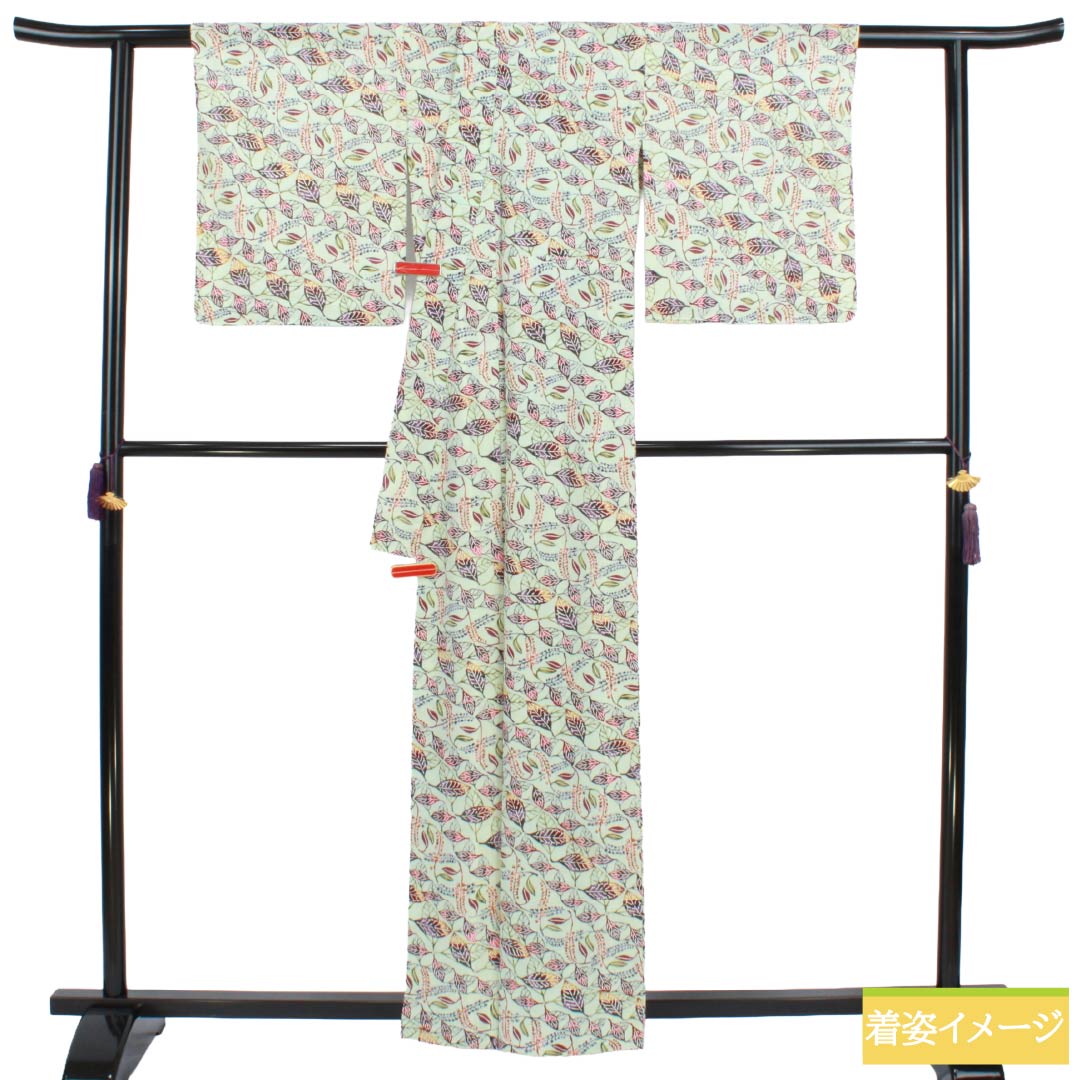 夏物 正絹 小紋 Sランク 身丈160cm 裄丈65cm 薄緑色（うすみどりいろ） 型染 葉模様 絽 緑系 1132005012419