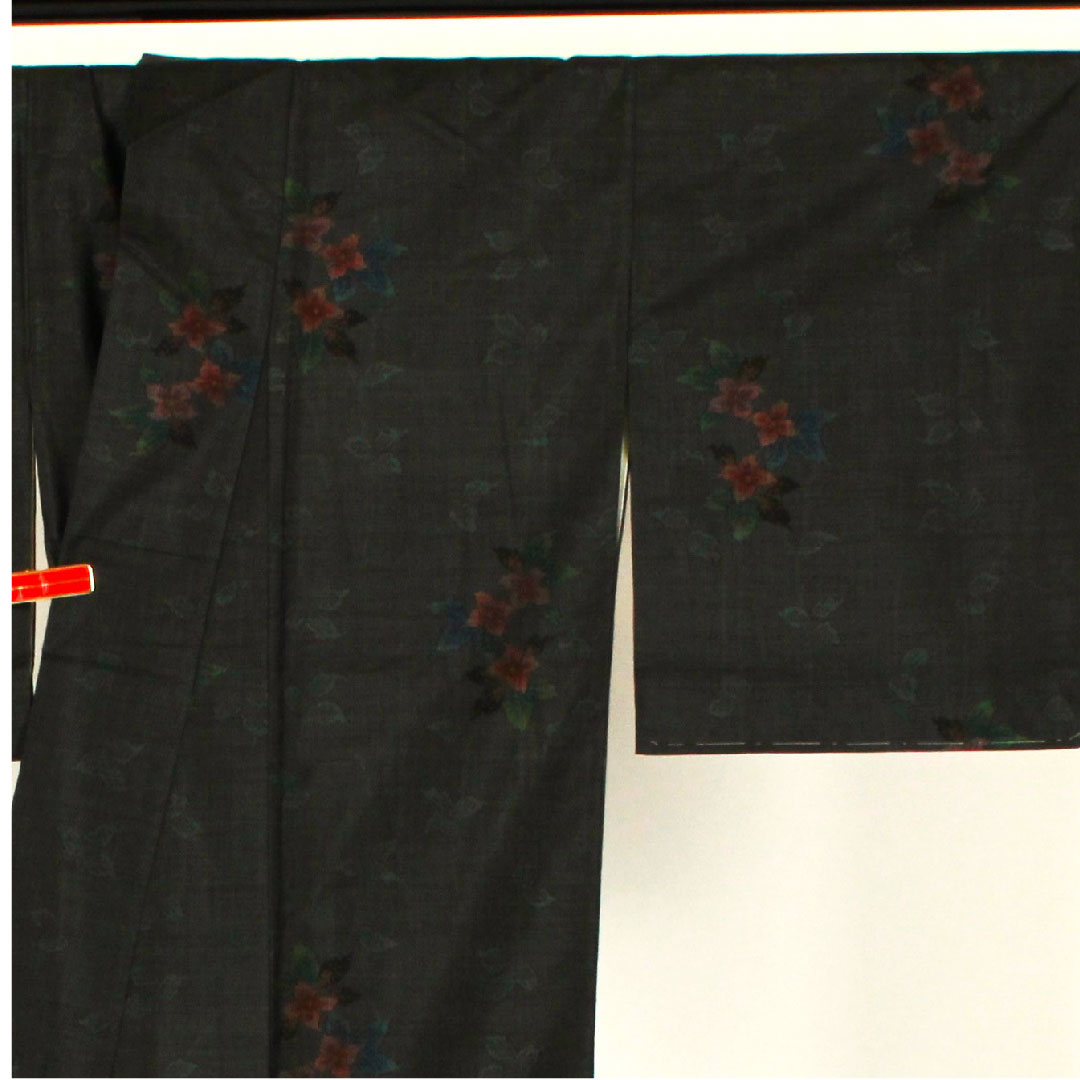 Oshima Tsumugi, Length 167cm, Sleeve Length 64cm, Flower and Leaf Pattern, 7 Marks, Pure Silk, S Rank, Awase, Gray, 1116000892422