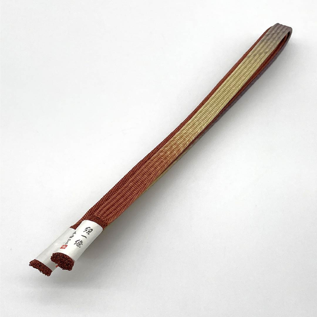 (新品)帯締め 正絹 NEWランク 弁柄色（べんがらいろ） 鳩羽鼠色（はとばねずいろ） 平田組紐 角朝遊玄染 長さ約166cm 幅約1.3cm カジュアル 茶系 1135005031314