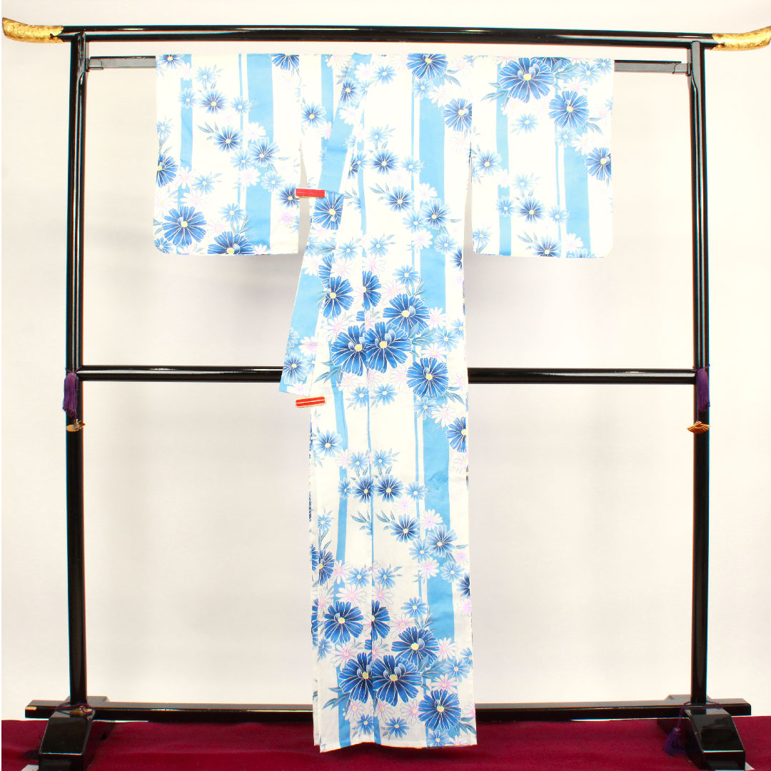 浴衣 草花模様 木綿 Sランク 単衣 身丈161cm 裄丈65.5cm 白系 1118001482411
