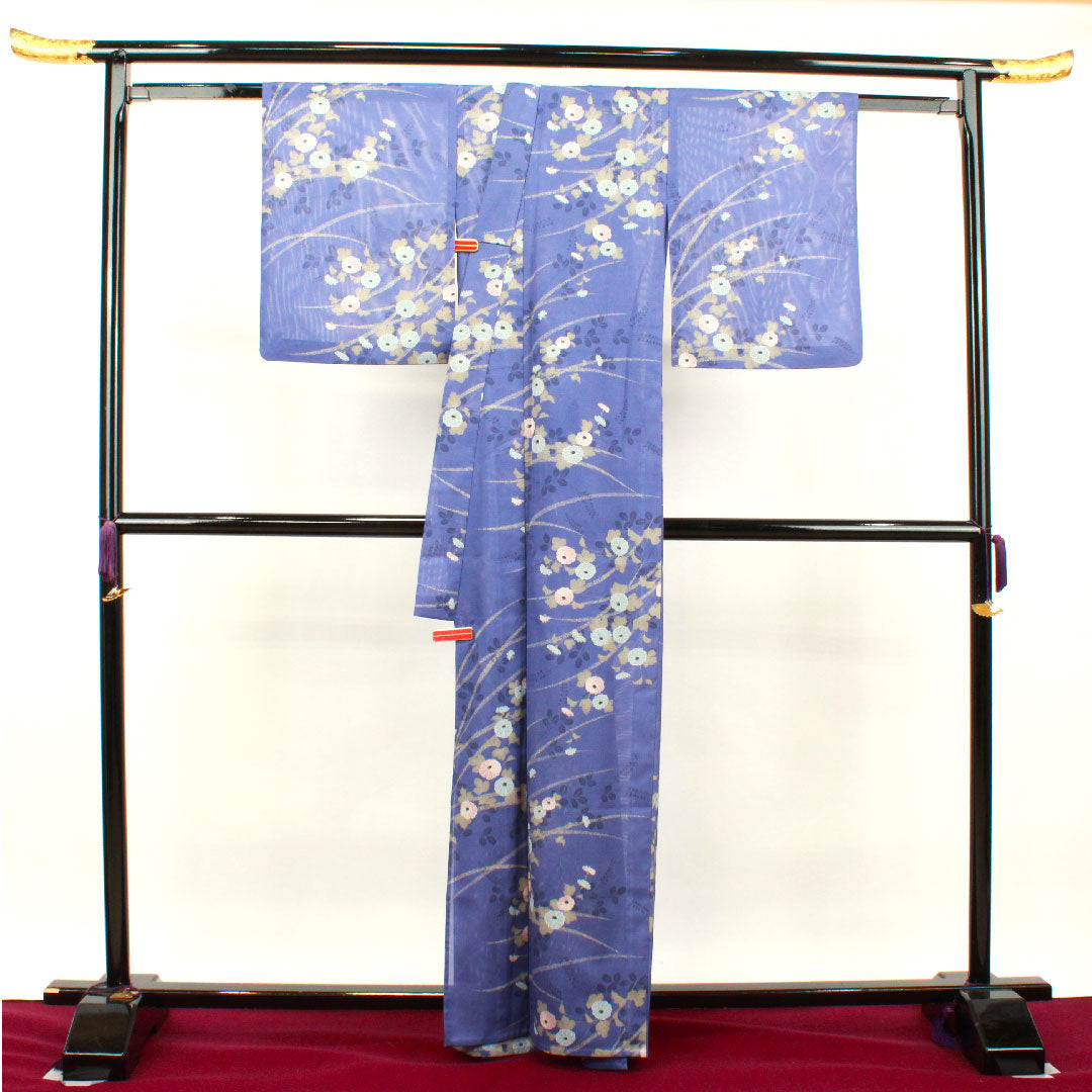 夏物 ポリエステル 小紋 身丈164cm 裄丈64cm 紺藤色（こんふじいろ） 菊 萩 洗える着物 絽 Sランク 青系 1132001742417