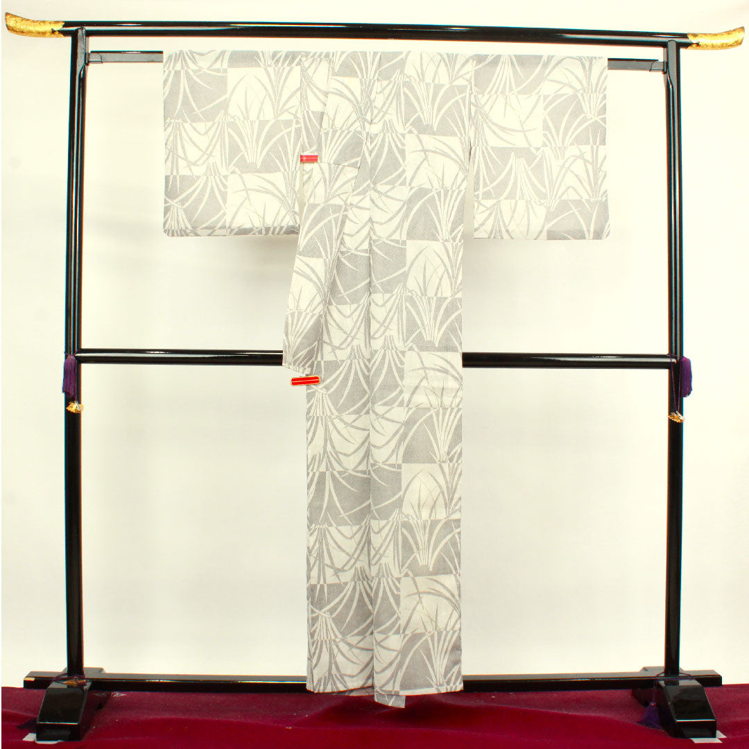 Summer kimono, polyester, small pattern, length 155cm, sleeve length 65.5cm, light ink color, checkered pattern, abstract pattern, washable kimono, gauze, B rank, gray 1132000804322
