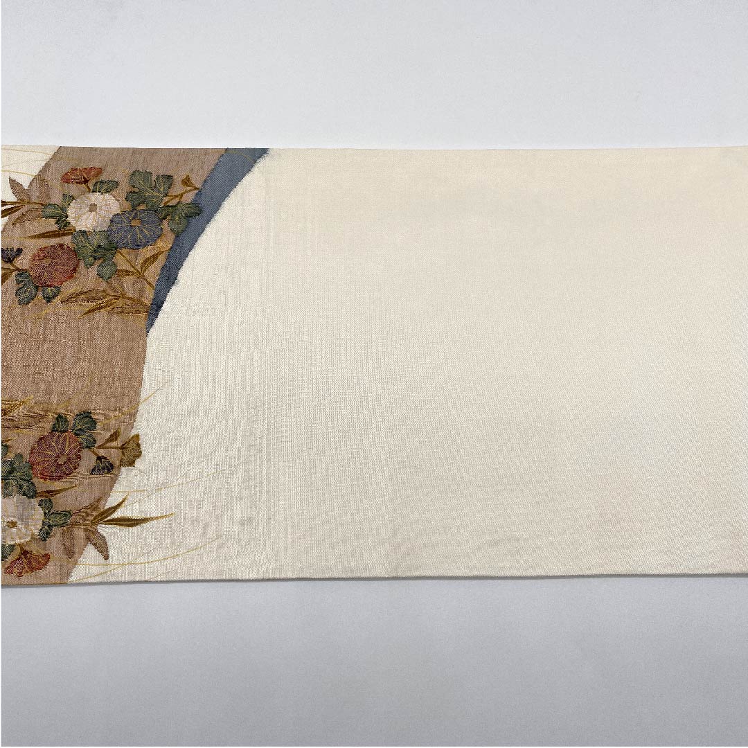 Fukuro Obi (sash) in off-white (kinari-iro) with fan-shaped floral pattern, obi length 436cm, pure silk, A-rank, point pattern, casual, cream-colored, 1123005803315