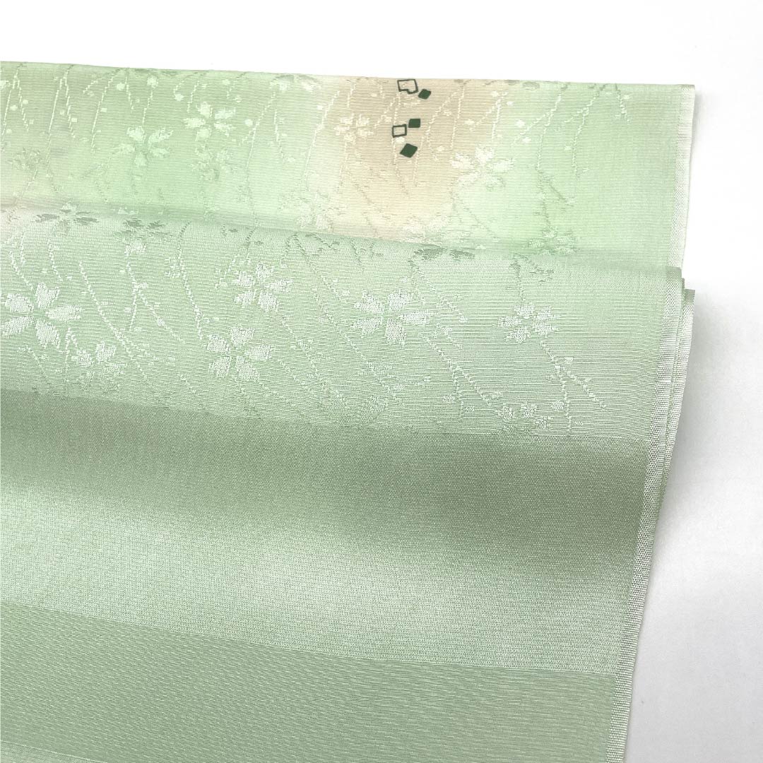 Light green obiage (sash sash), pure silk, S-rank, casual style, featuring a classic cherry blossom and confetti pattern, approximately 182cm long and 30cm wide. Product code: 1136002122919
