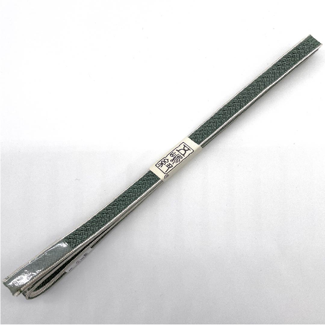 (New old stock) Silk obijime (belt fastener) 3-minute string Iwai brown Goshima string New old stock Length approx. 129cm Width approx. 0.9cm Casual S rank Green 1135000662319