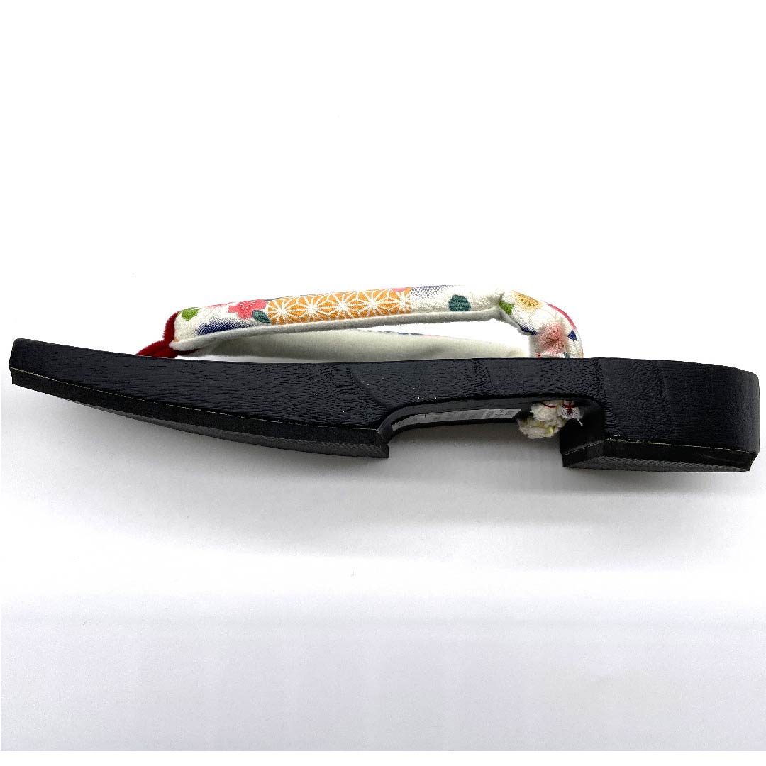 （新品未使用品）下駄 菊 桜 麻の葉 XLサイズ 黒系 NEWランク 1122000991510