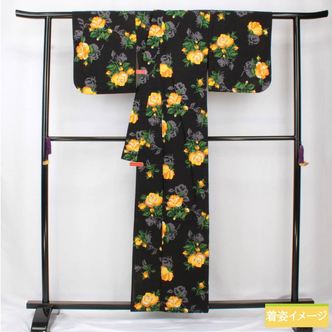 浴衣 木綿 身丈159.5cm 裄丈66cm Aランク 単衣 黒系 薔薇 1118005793310