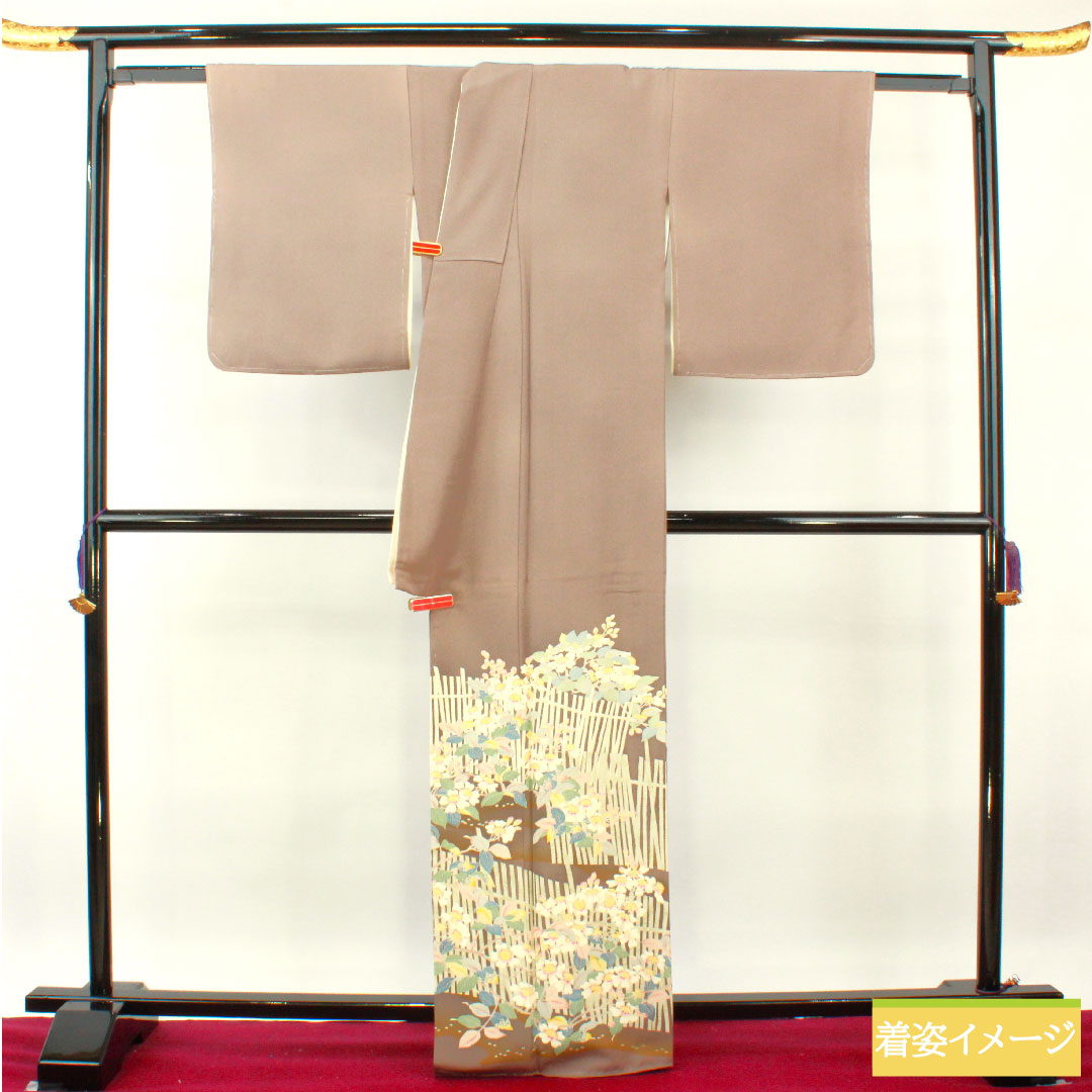 色留袖 正絹 身丈165cm 裄丈66cm 袷 梅鼠色（うめねずいろ） 本加賀友禅 柿本市郎 草花模様 三つ紋 丸に三ツ割木瓜 Bランク 三つ紋 紫系 1111001314520