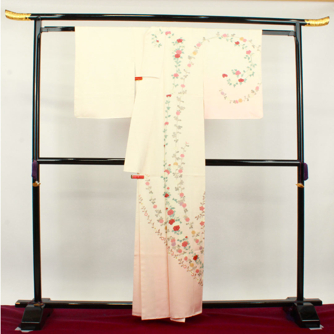 訪問着 正絹 袷 身丈159.5cm 裄丈63cm 薄桜色 京友禅 草花模様 しつけ糸付き 未使用品 Sランク ピンク系 1112003142313