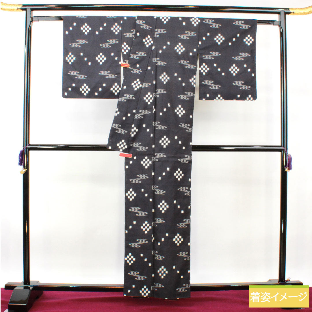 Tsumugi silk Length 161cm Sleeve length 66.5cm Blue-brown Ryukyu Kasuri S rank Awase Navy 1116003392418