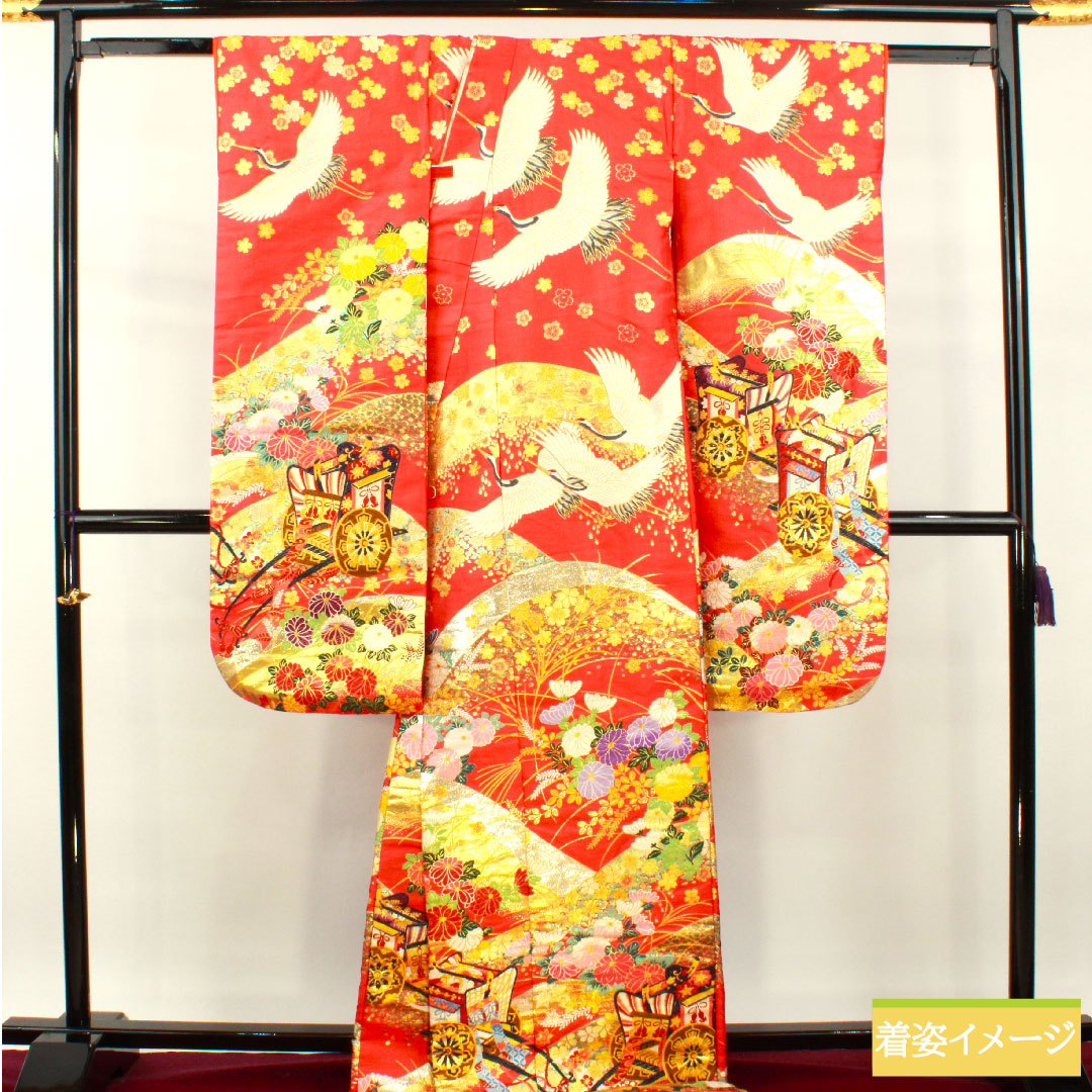 色打掛 正絹 身丈188.5cm 裄丈67cm  洋紅色（ようこうしょく） 御所車 吉祥文様 Sランク 袷 赤系 1110000792912