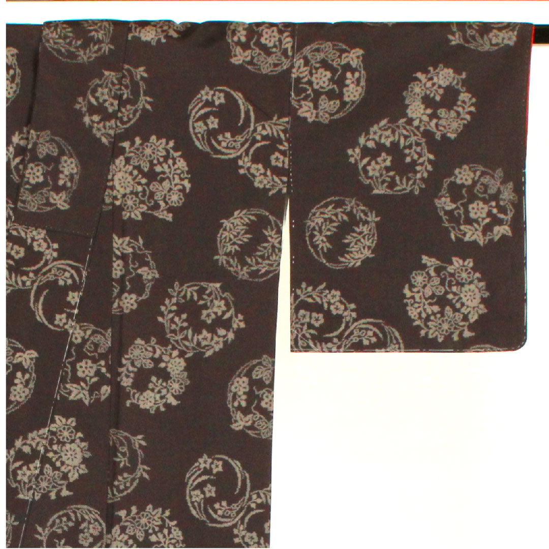 Oshima Tsumugi, Length 158.5cm, Sleeve length 63cm, Warp and weft ikat, Floral pattern, Pure silk, S rank, Awase, Brown, 1116001362314