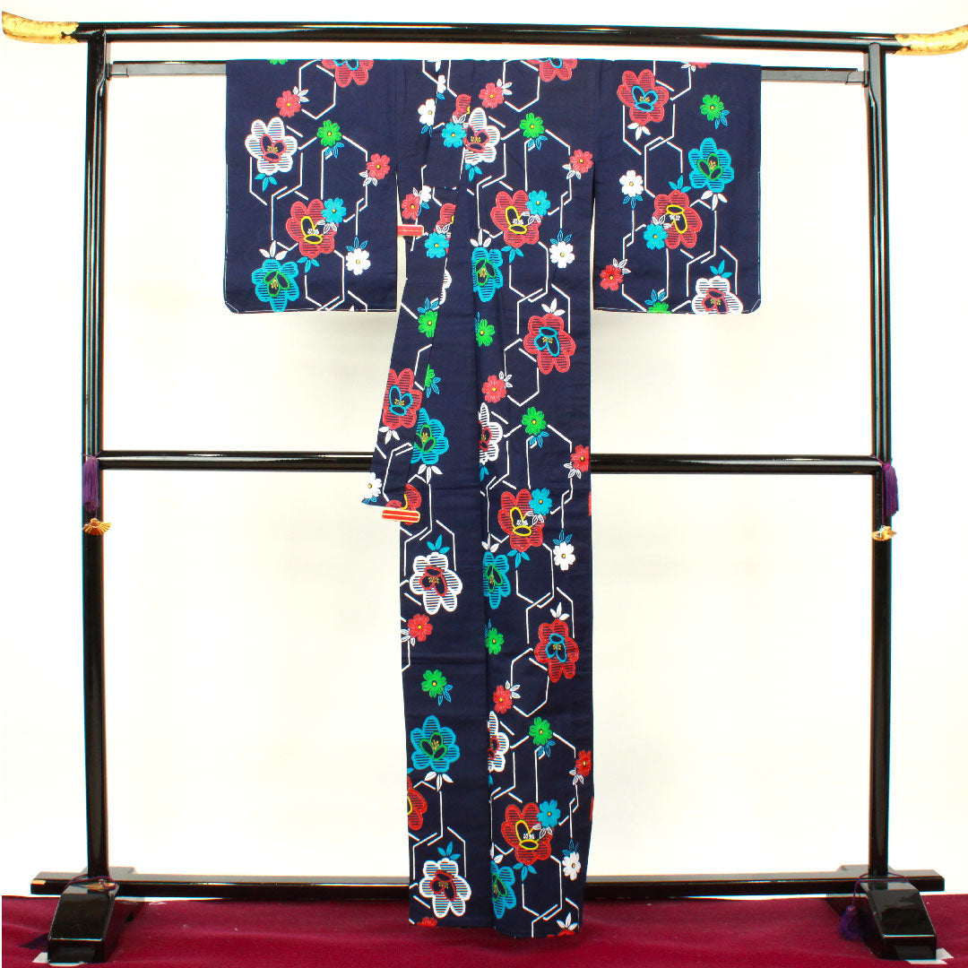 浴衣 しつけ糸付き 未使用品 濃紺色 抽象模様 木綿 Sランク 単衣 身丈162cm 裄丈63cm 紺系 1118002362418