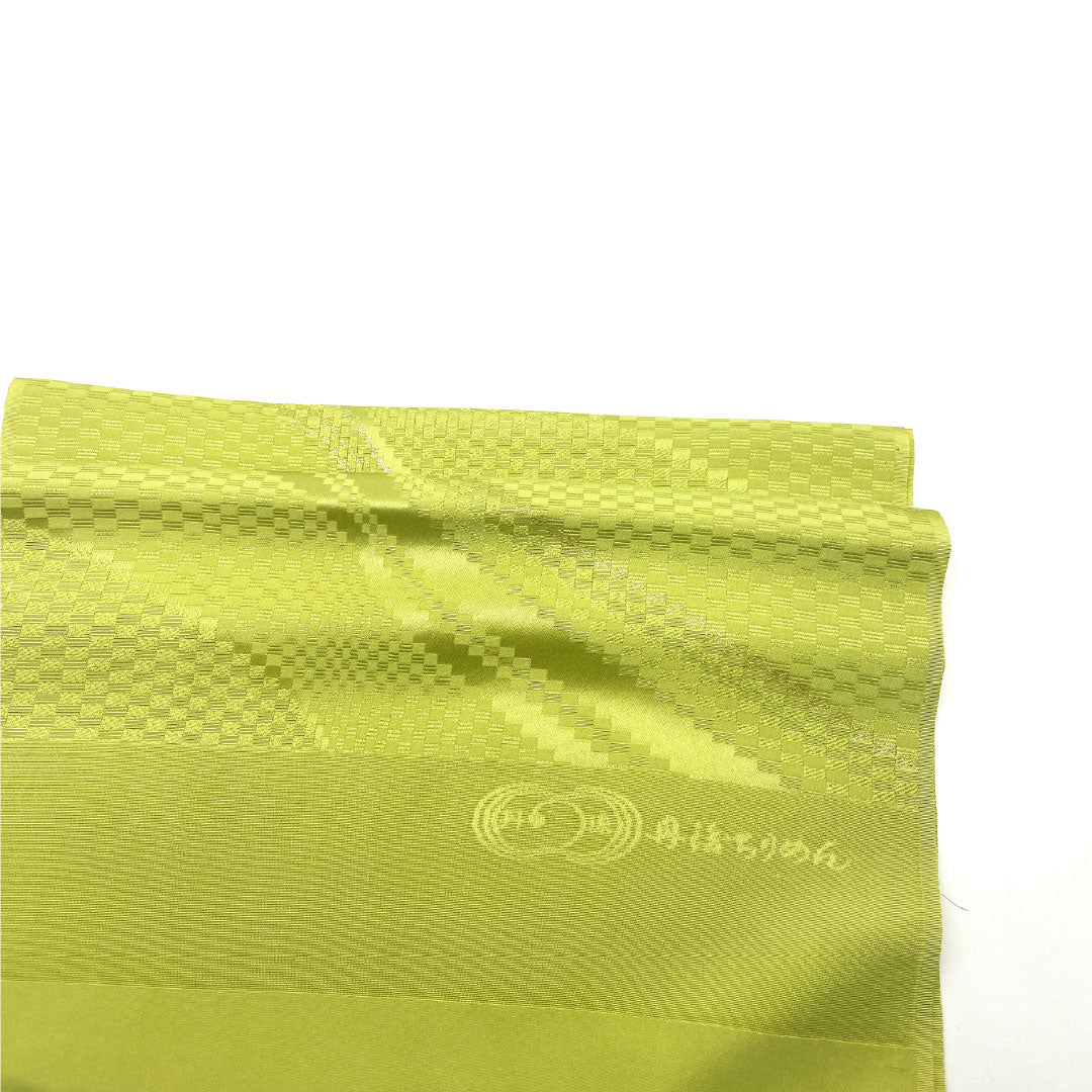 （新古品）帯揚げ 正絹 Aランク セミフォーマル 若苗色（わかなえいろ） 変わり格子 丹後ちりめん  長さ約176cm 幅約31.5cm 緑系 1136001053919