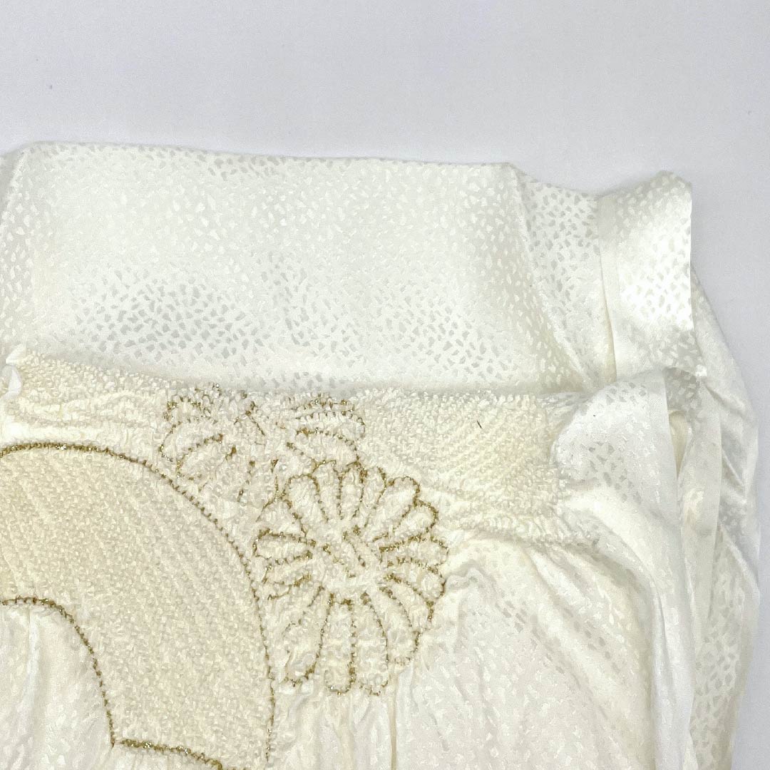 (Like new) Pure silk S-rank obijime and obiage set with fan, for formal kimono, shibori (sash-band) with center opening, approximately 154cm long and 1.5cm wide, white, 1141000132311