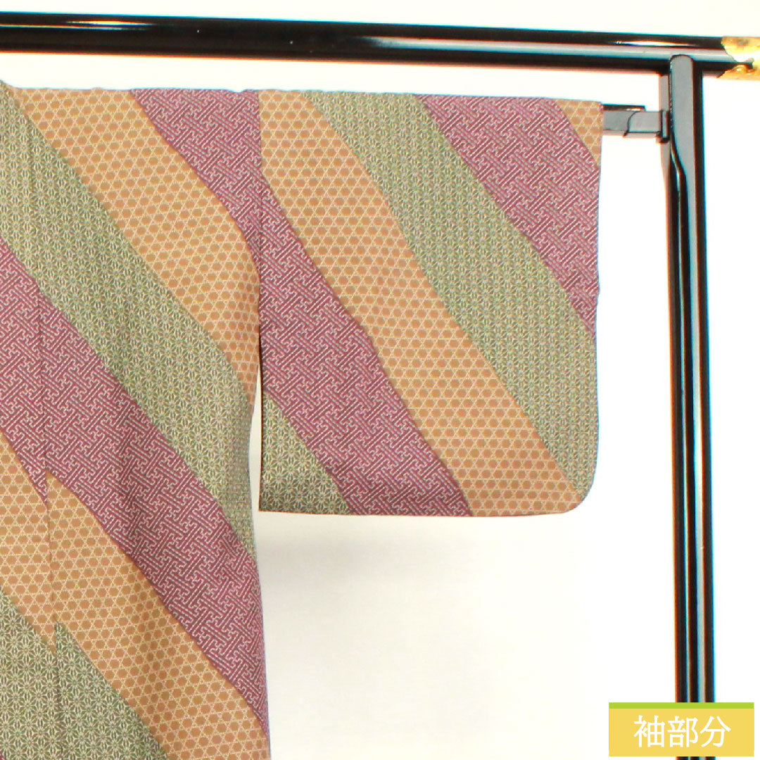 Travel wear, polyester, length 83.5cm, sleeve length 66cm, geometric pattern, washable kimono, S rank, lined, gradient 1117000872999