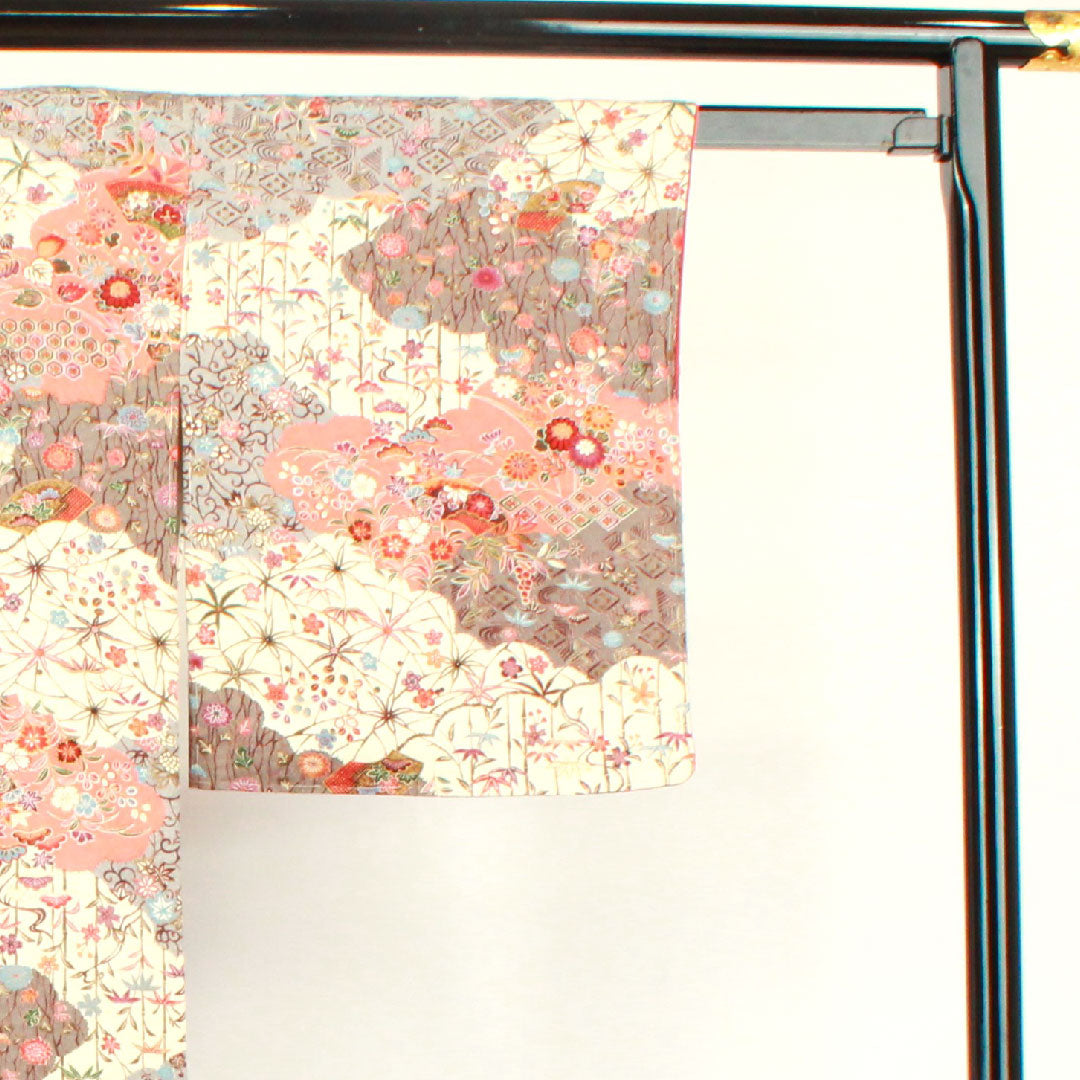 Komon, Length 164.5cm, Sleeve length 63cm, Awase, Neri-iro, Floral pattern, Pure silk, S rank, Cream color, 1115002832415