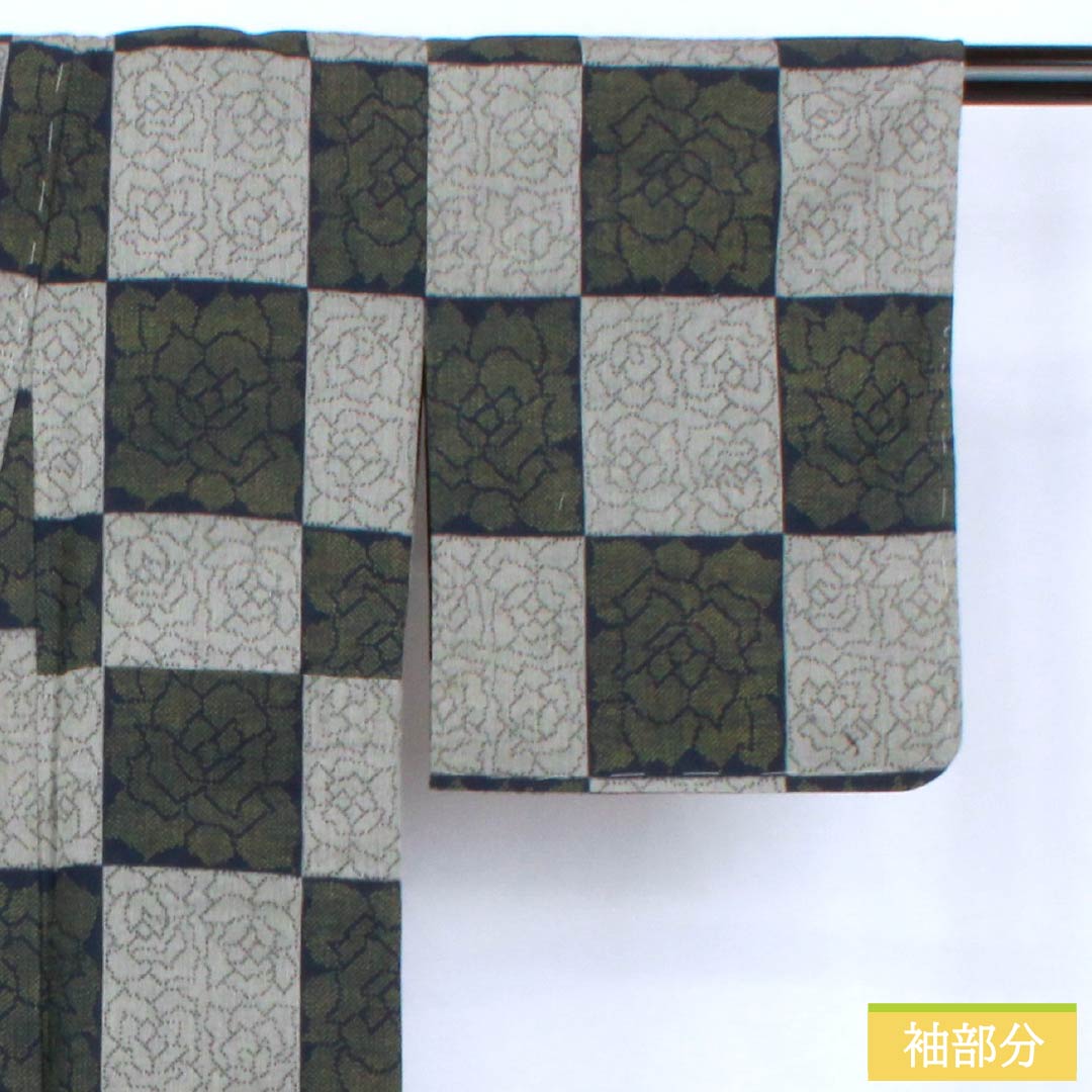 紬 正絹 Sランク 身丈159cm 裄丈63cm 灰色（はいいろ） 紺色（こんいろ） 市松 抽象模様 単衣 グレー系 1116004682322