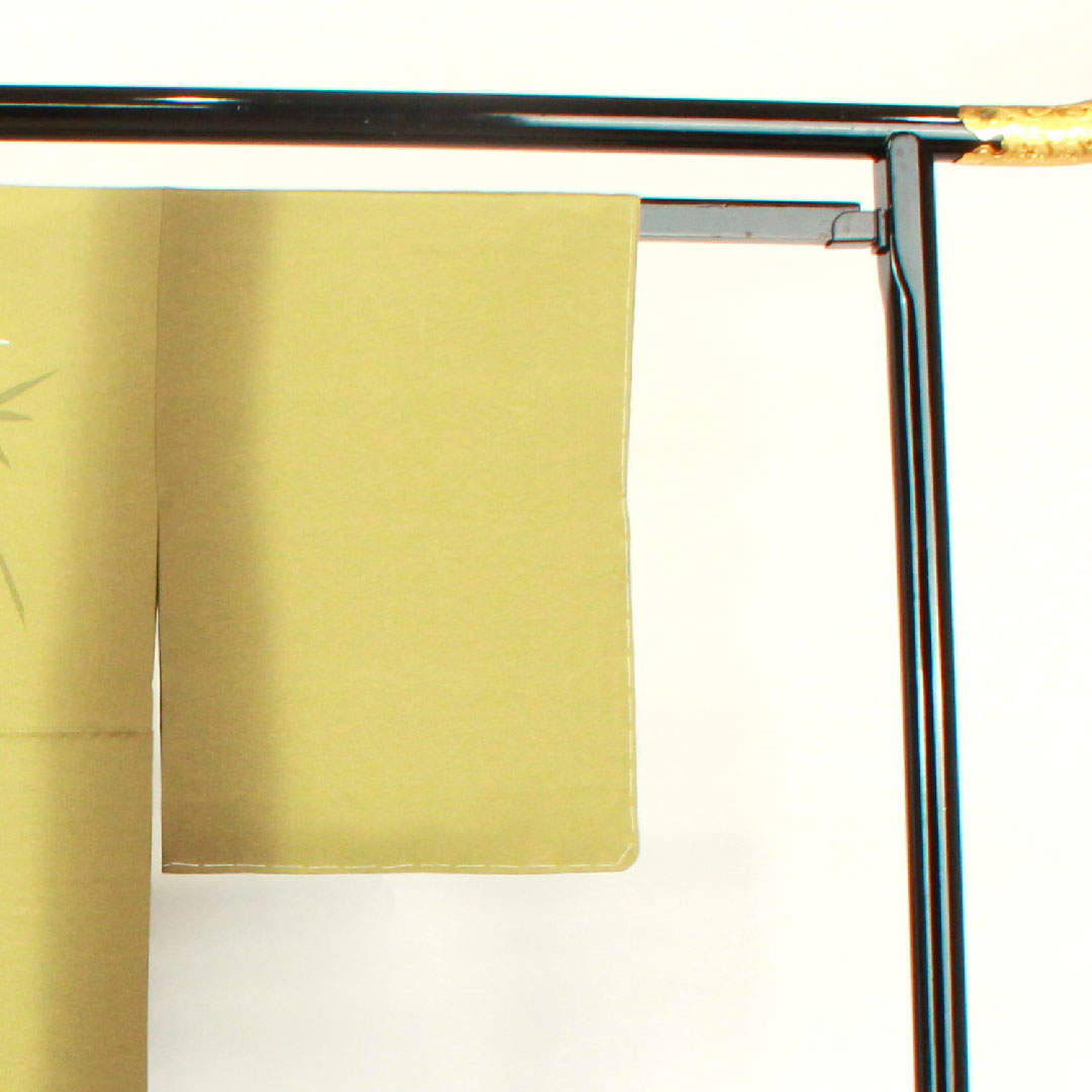 Homongi, lined, length 160.5cm, sleeve length 64cm, unused, with basting thread, dried grass color, Kyoto Yuzen, bamboo grass, pure silk, S rank, green, 1112002272419