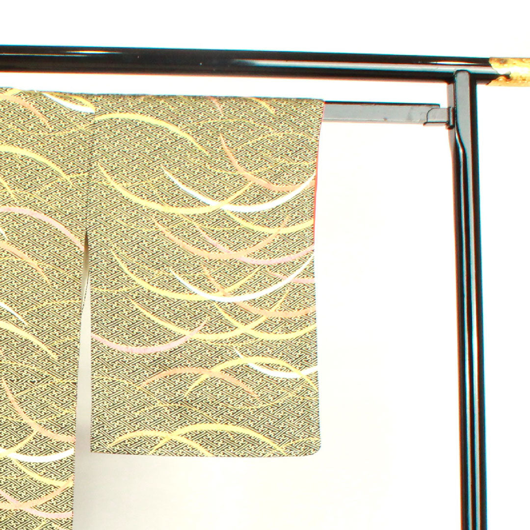 Komon Length 156.5cm Sleeve length 61.5cm Awase Sayagata Shiba grass Pure silk A rank Black 1115002683310