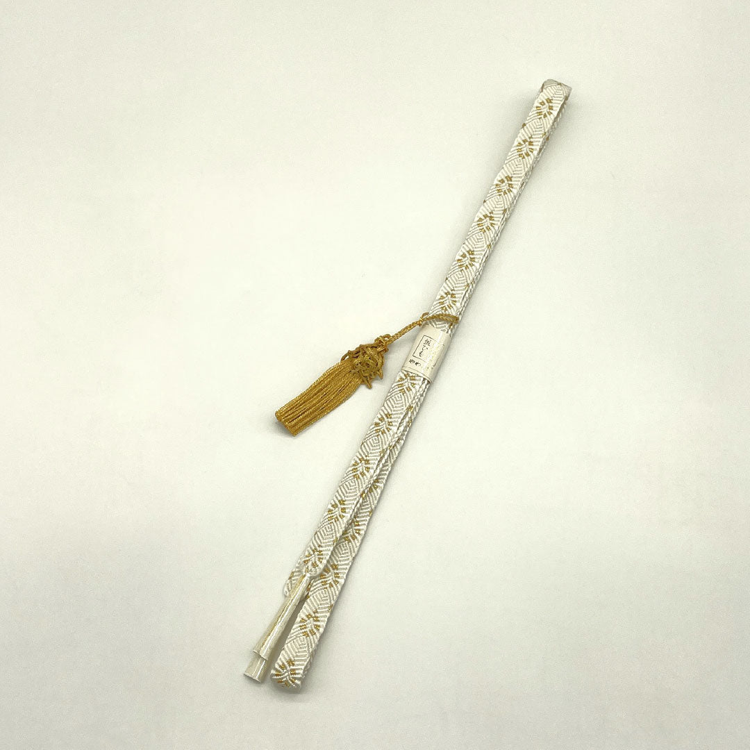 （新古品） 帯締め・帯揚げセット 正絹 NEWランク 乳白色（にゅうはくしょく） 留袖用 紅葉 古典柄 長さ約158cm 幅約1.5cm フォーマル 白系 1141000361311
