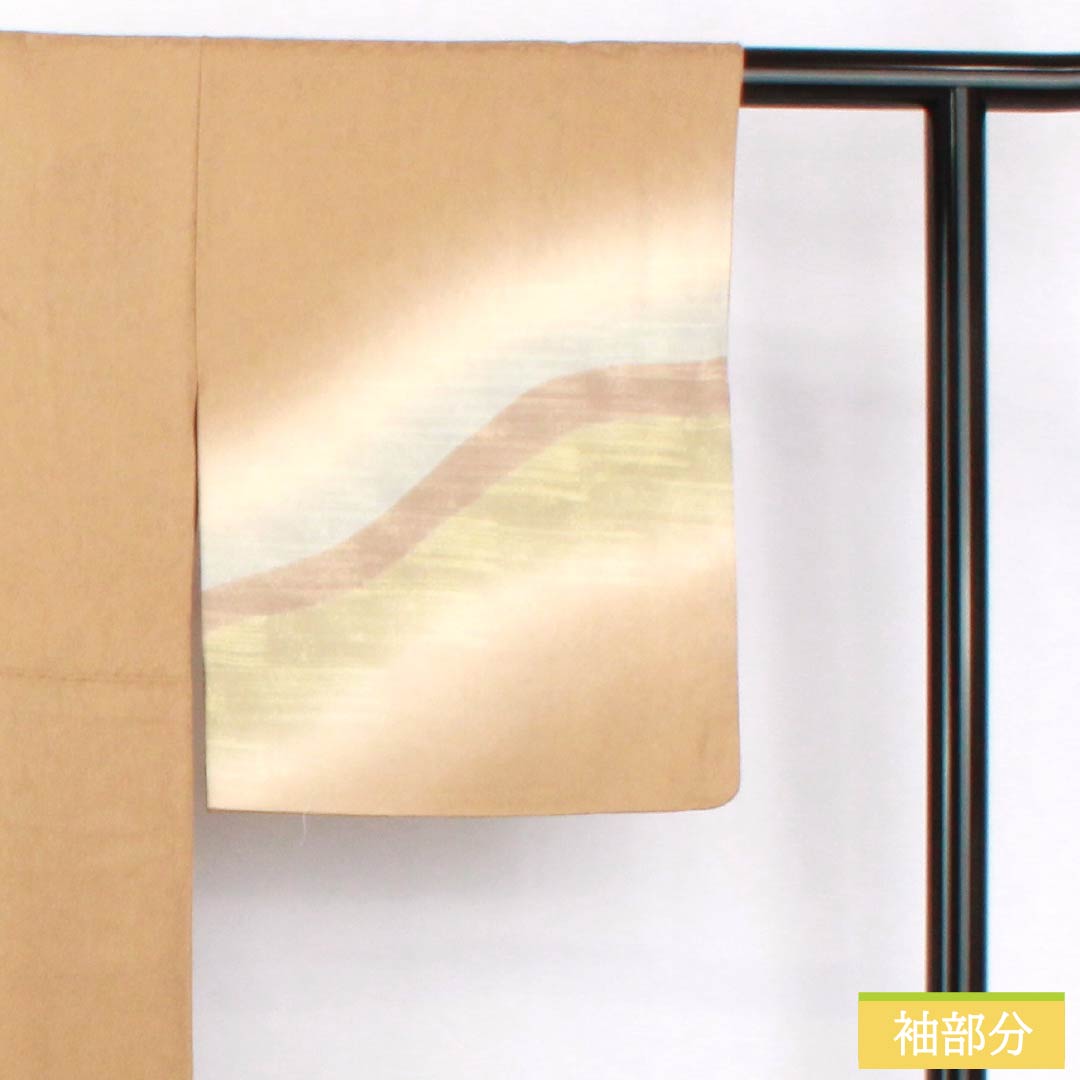 Visiting Kimono, Pure Silk, Grade A, Lined, Length 164.5cm, Sleeve Length 63cm, Light Fallen Leaf Green (Usukuchibaiiro) with Abstract Pattern, Beige, Product Number: 1112007463425