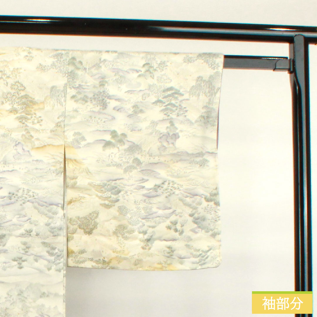 小紋 正絹 身丈159cm 裄丈65.5cm 袷  銀白色 風景模様 しつけ糸付き 未使用品  Sランク グレー系 1115003722322