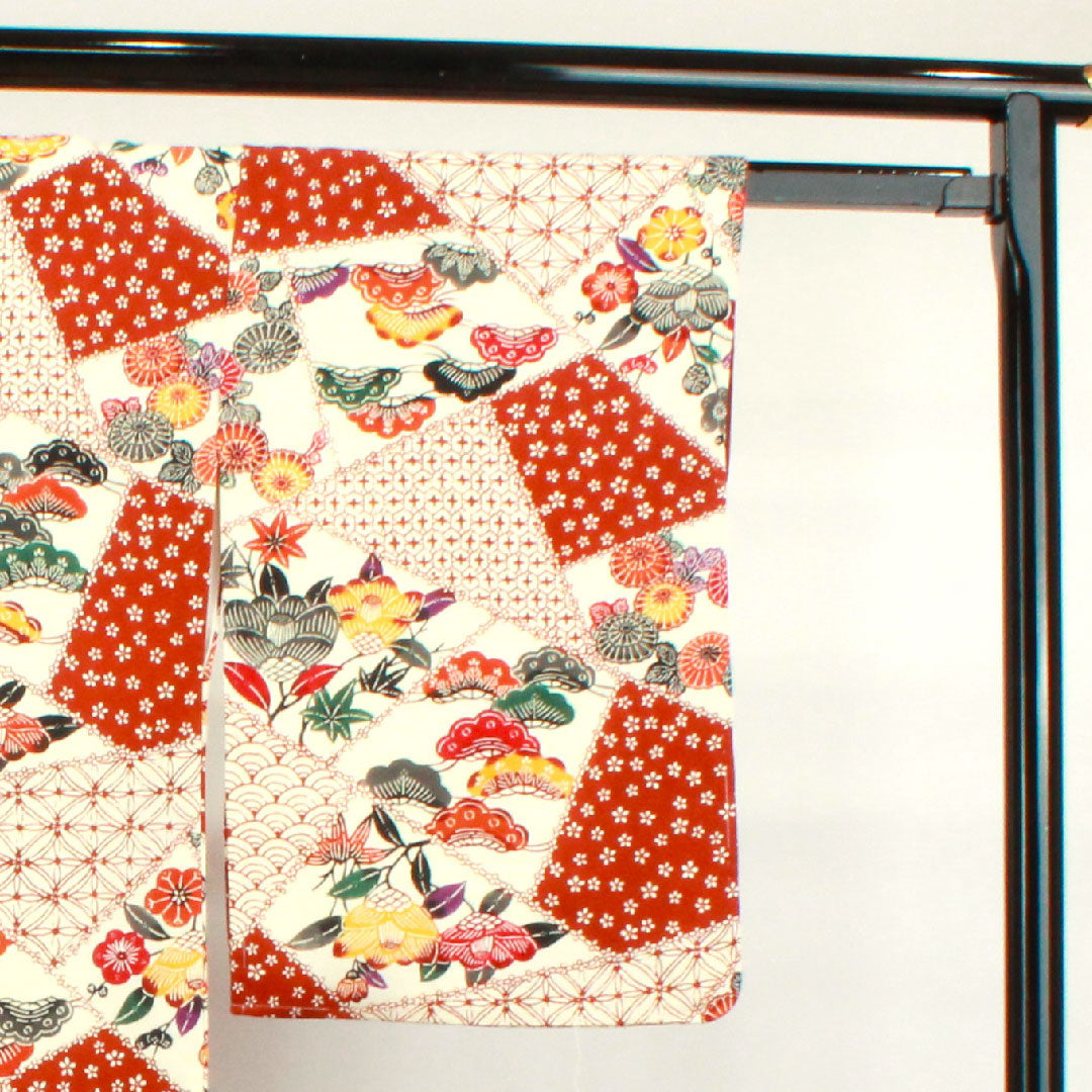 Komon (small pattern) silk, S rank, length 160.5cm, sleeve length 65.5cm, lined, Kyoto Bingata pattern, auspicious motif, basting thread included, unused, white, 1115007252411
