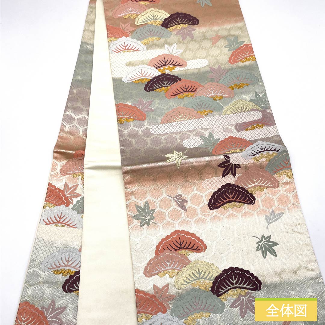 Formal, pure silk obi for formal kimono (tomesode) with a tortoiseshell pattern, pine and maple leaves, length 426cm, A-rank, six-fold, gradient finish, product number 1123014563399