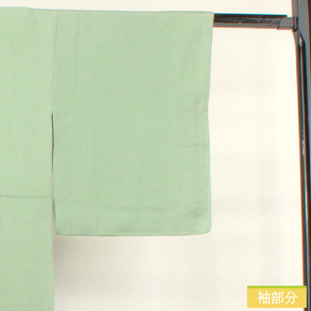 Colored Tomesode, pure silk, length 164.5cm, sleeve length 64.5cm, lined, celadon color, Kyoto Yuzen, period picture scroll pattern, circle with swallowtail butterfly, three crests, with basting thread, unused, S rank, three crests, green, 1111001212419