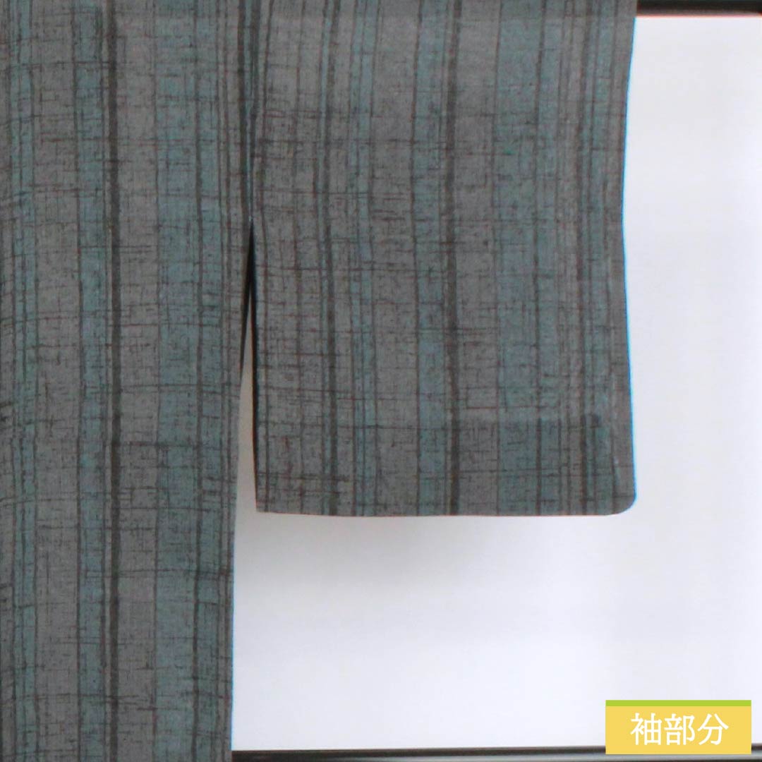 夏物 正絹 紬 身丈158cm 裄丈63cm 熨斗目花色（のしめはないろ） 燻銀色（いぶしぎんいろ） 縮 縞 紗 Sランク グラデーション系 1132002862399