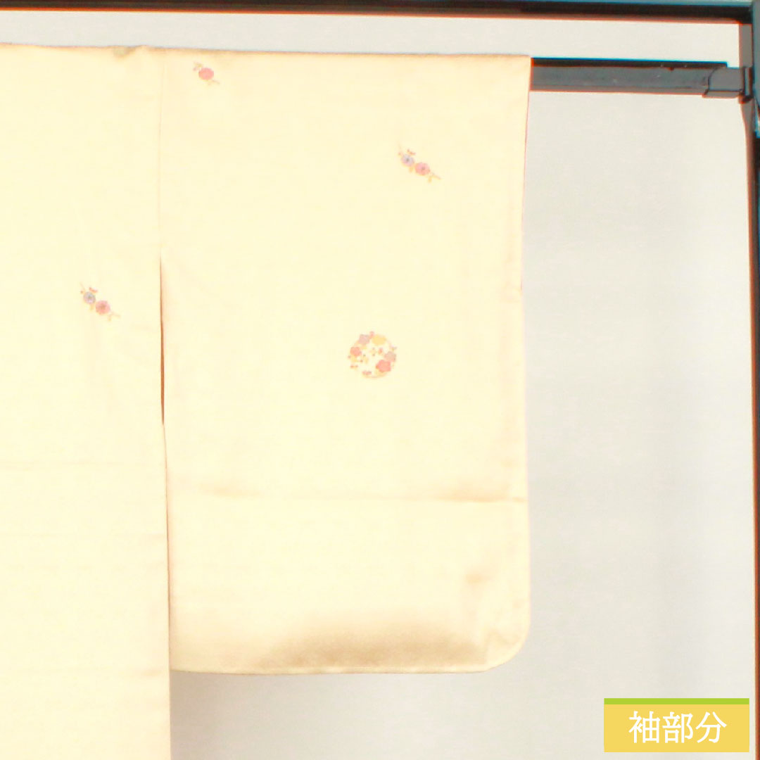 小紋 正絹 身丈162cm 裄丈64cm 袷 薄肉色（うすにくいろ） 京友禅 刺繍 Bランク クリーム系 1115004204415