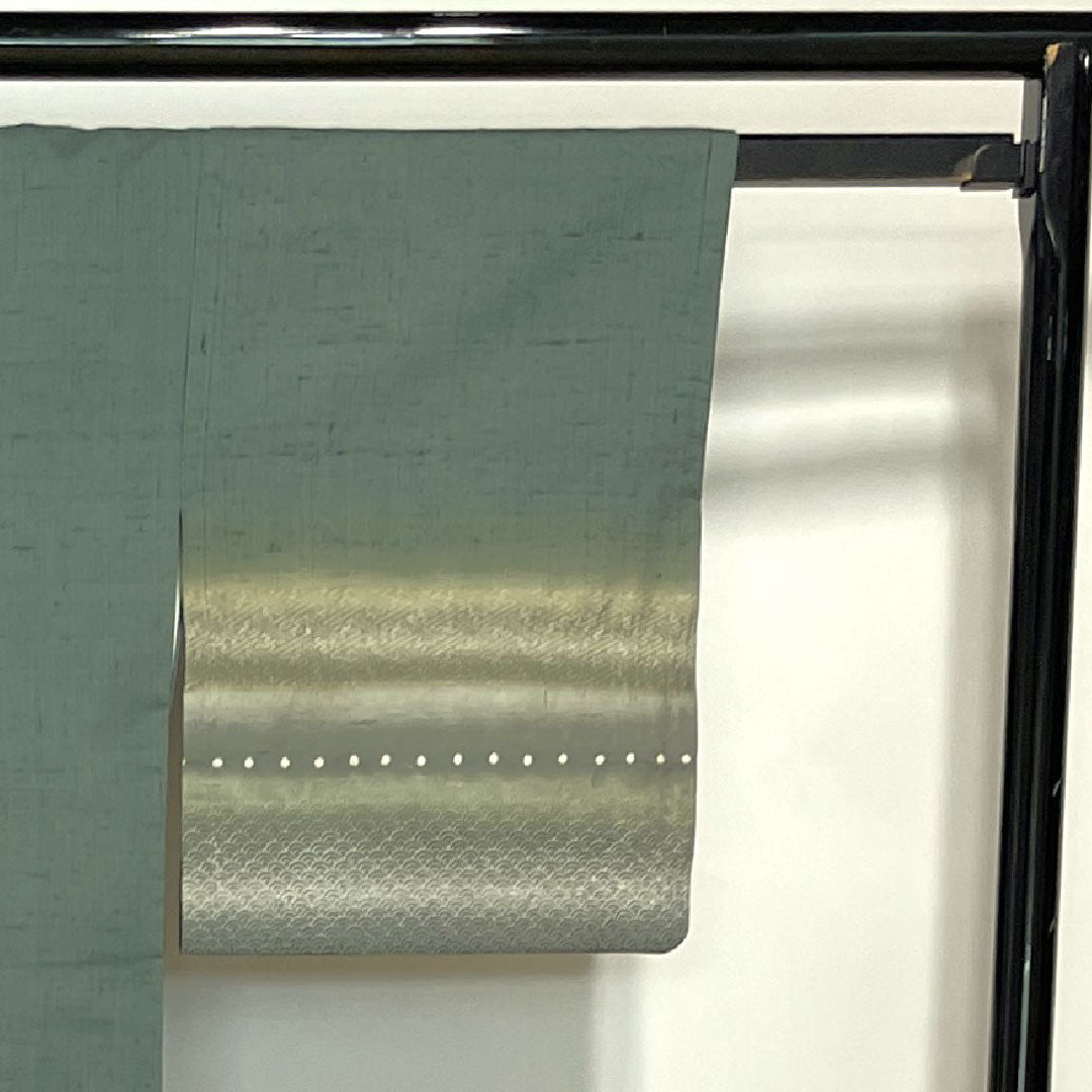 Homongi (formal kimono) Length 156cm Sleeve length 64cm Chigusa gray Tsumugi fabric Shibori Pure silk S rank Green 1112001992319