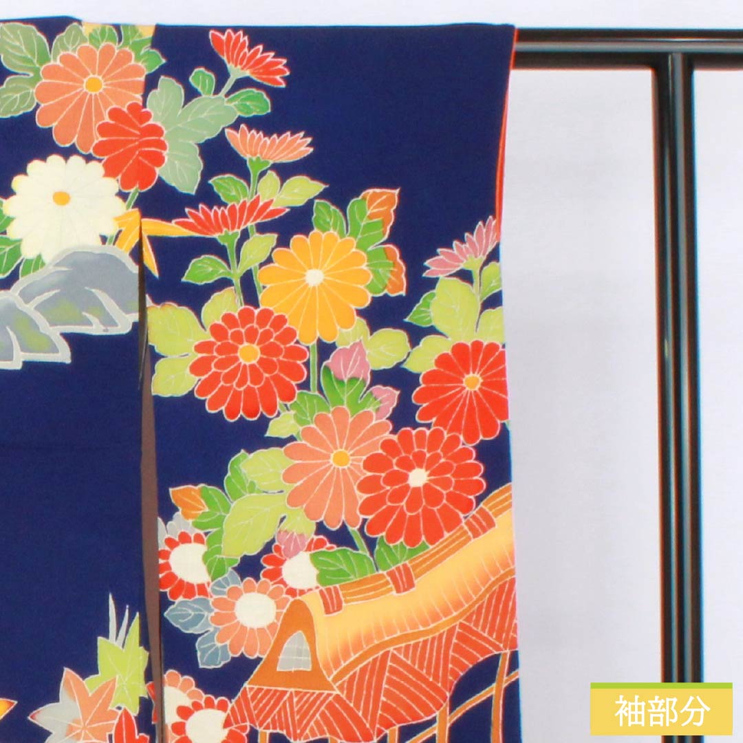 Furisode (long-sleeved kimono) made of pure silk, grade A, length 153cm, sleeve length 60.5cm, lined, stencil-dyed, featuring auspicious plum and chrysanthemum motifs on crepe fabric with layered collar, blue, product number 1113002233217