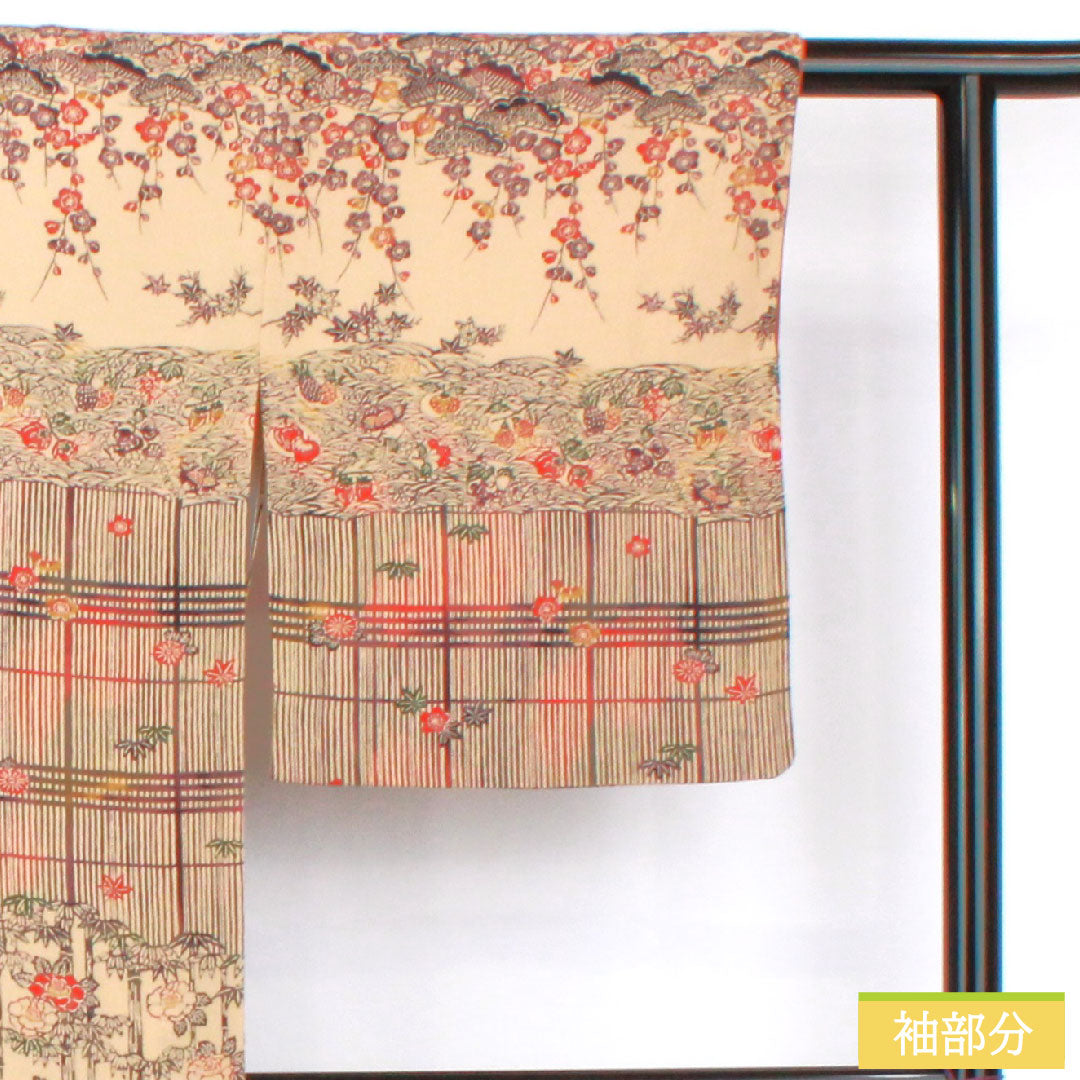 Homongi, pure silk, lined, length 172cm, sleeve length 64.5cm, pine dyed, Kyoto Bingata, auspicious motif, Silfine processing, crepe fabric, S rank, beige, 1112005982625