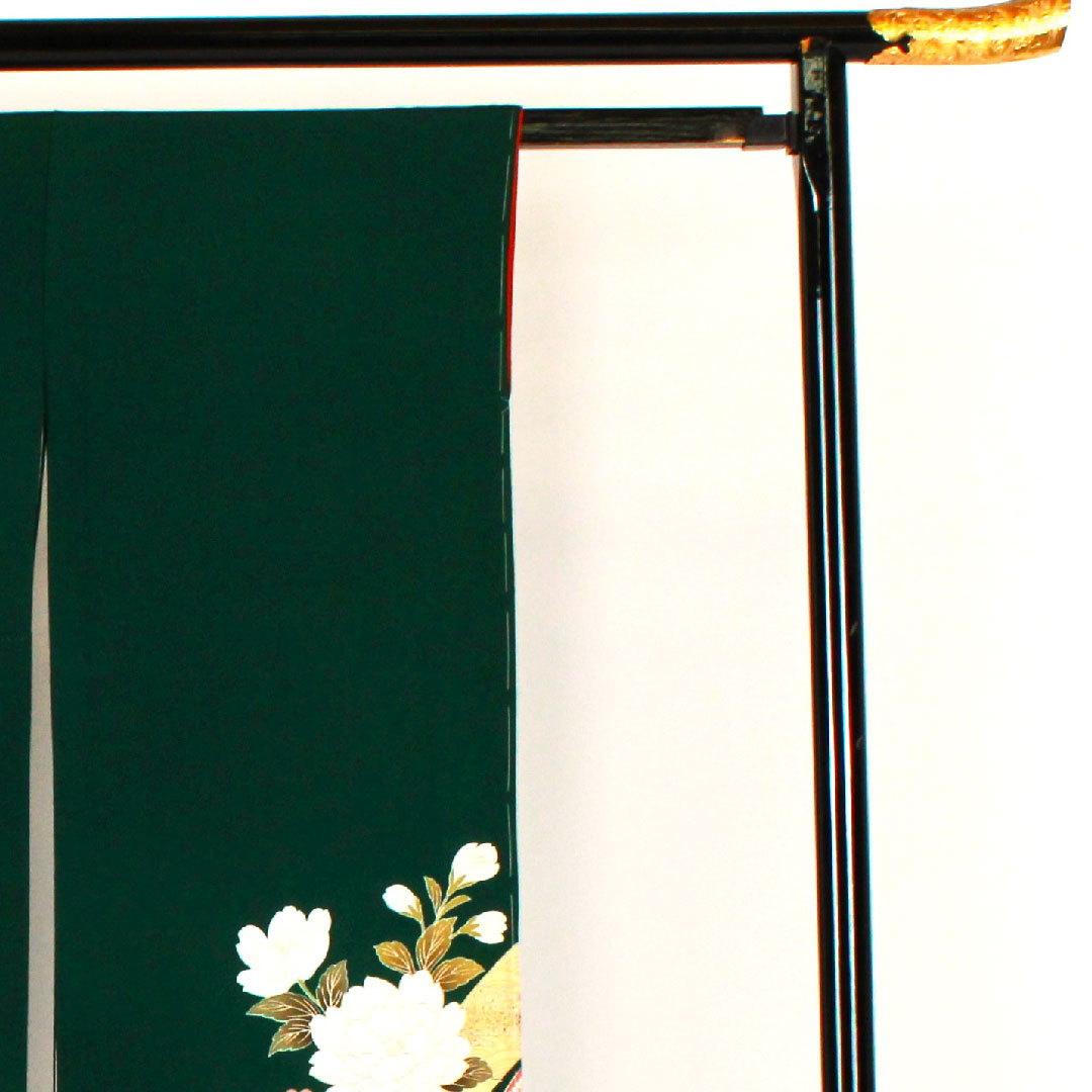 Long-sleeved kimono, length 165cm, sleeve length 65cm, lined, Imperial carriage and flower pattern, pure silk, S rank, green, 1113000502519