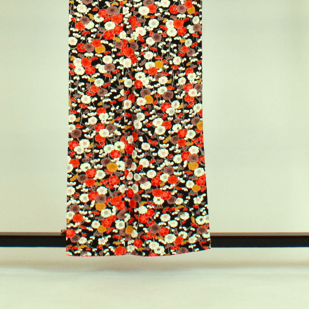 小紋 身丈158.5cm 裄丈61cm 袷  梅柄  正絹 Sランク 黒系 1115000472310