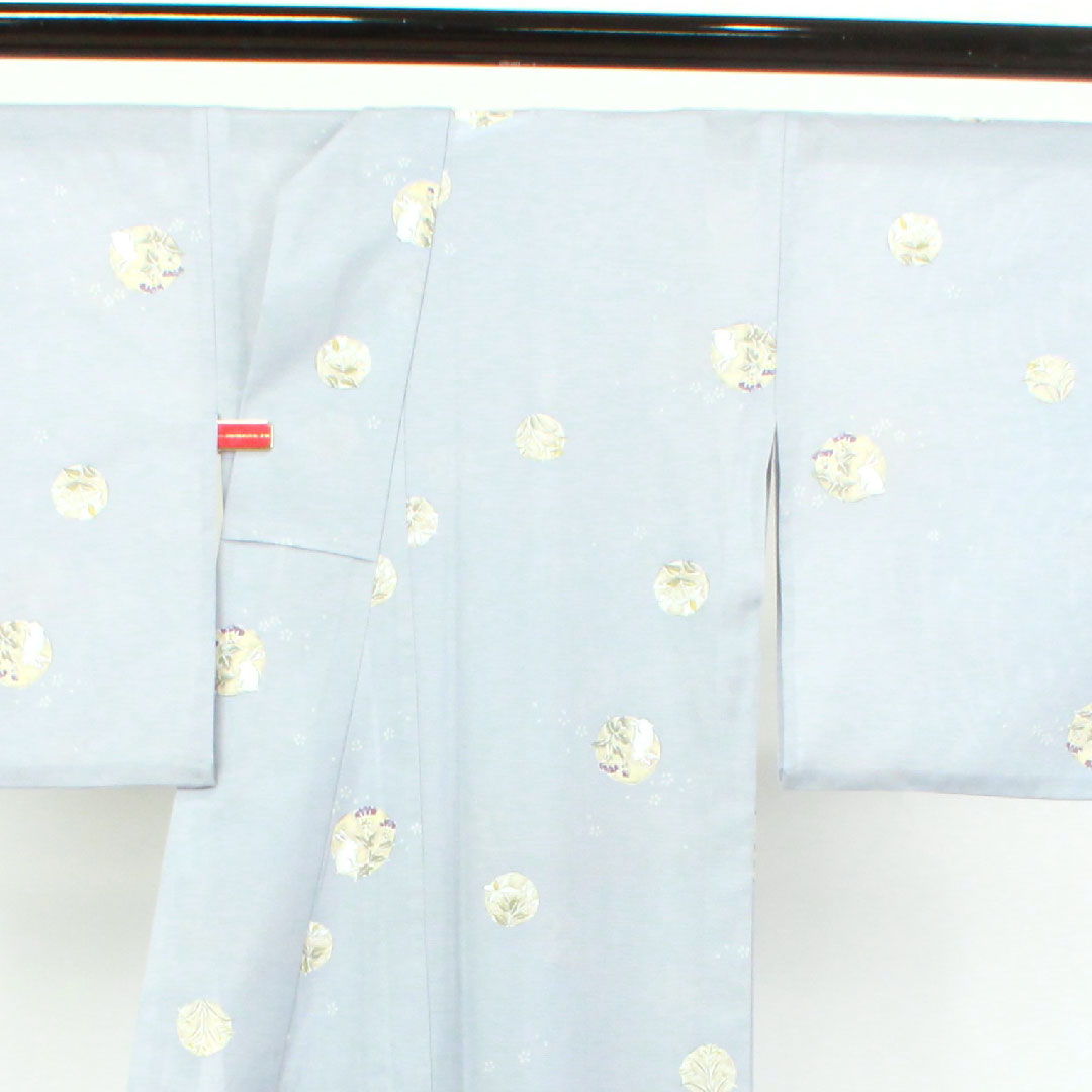 Summer kimono, polyester, small pattern, length 161cm, sleeve length 65cm, pale white, rabbit, floral pattern, washable kimono, silk, A rank, light blue, 1132000863424
