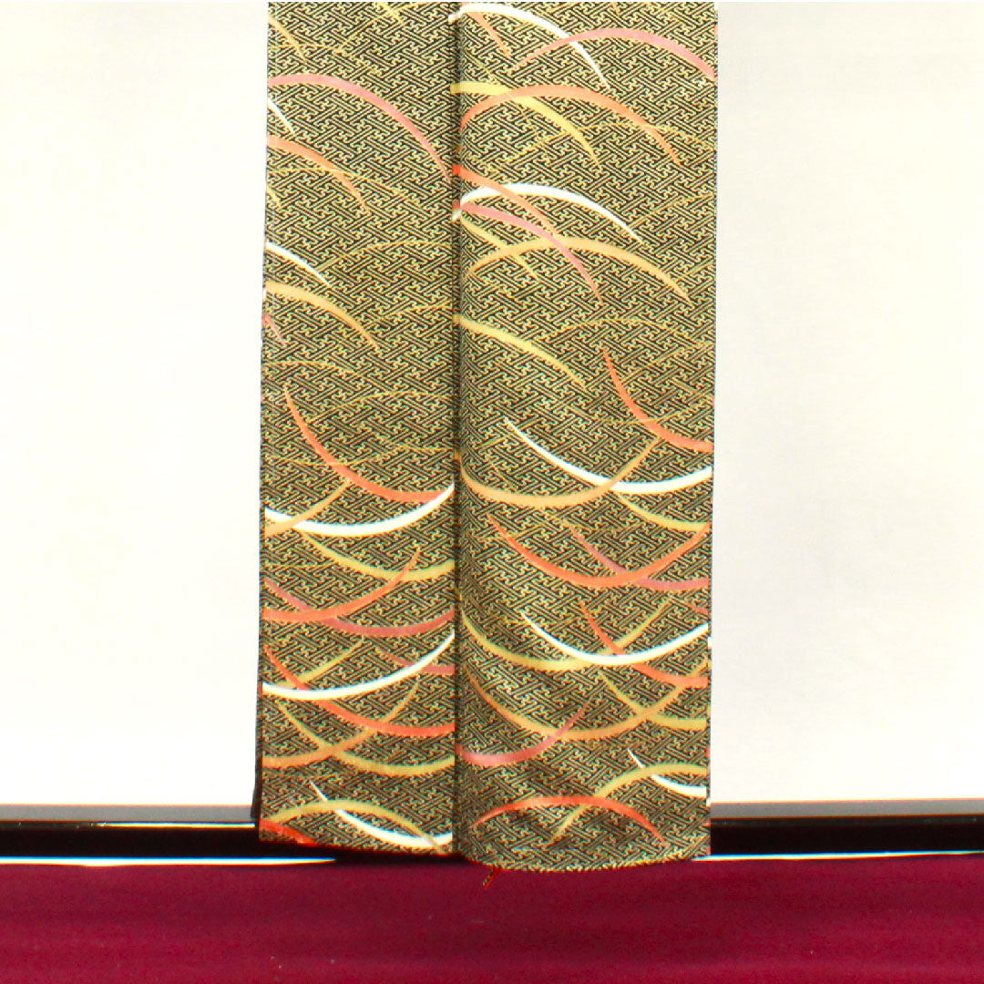 Komon Length 156.5cm Sleeve length 61.5cm Awase Sayagata Shiba grass Pure silk A rank Black 1115002683310