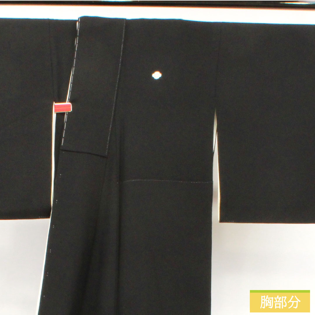 Black formal kimono, pure silk, length 165cm, sleeve length 66cm, lined, Kyo-Kaga, auspicious motif, five crests, quince, S rank, five crests, black, 1111001242510