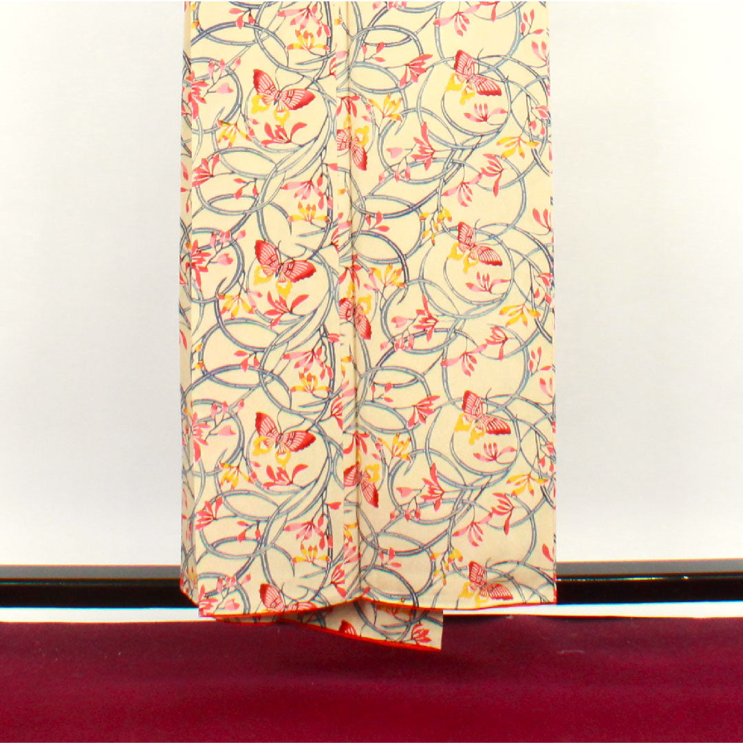 小紋 身丈156.5cm 裄丈61.5cm 袷 枯野色 京紅型 蝶  正絹 Sランク クリーム系 1115002472315