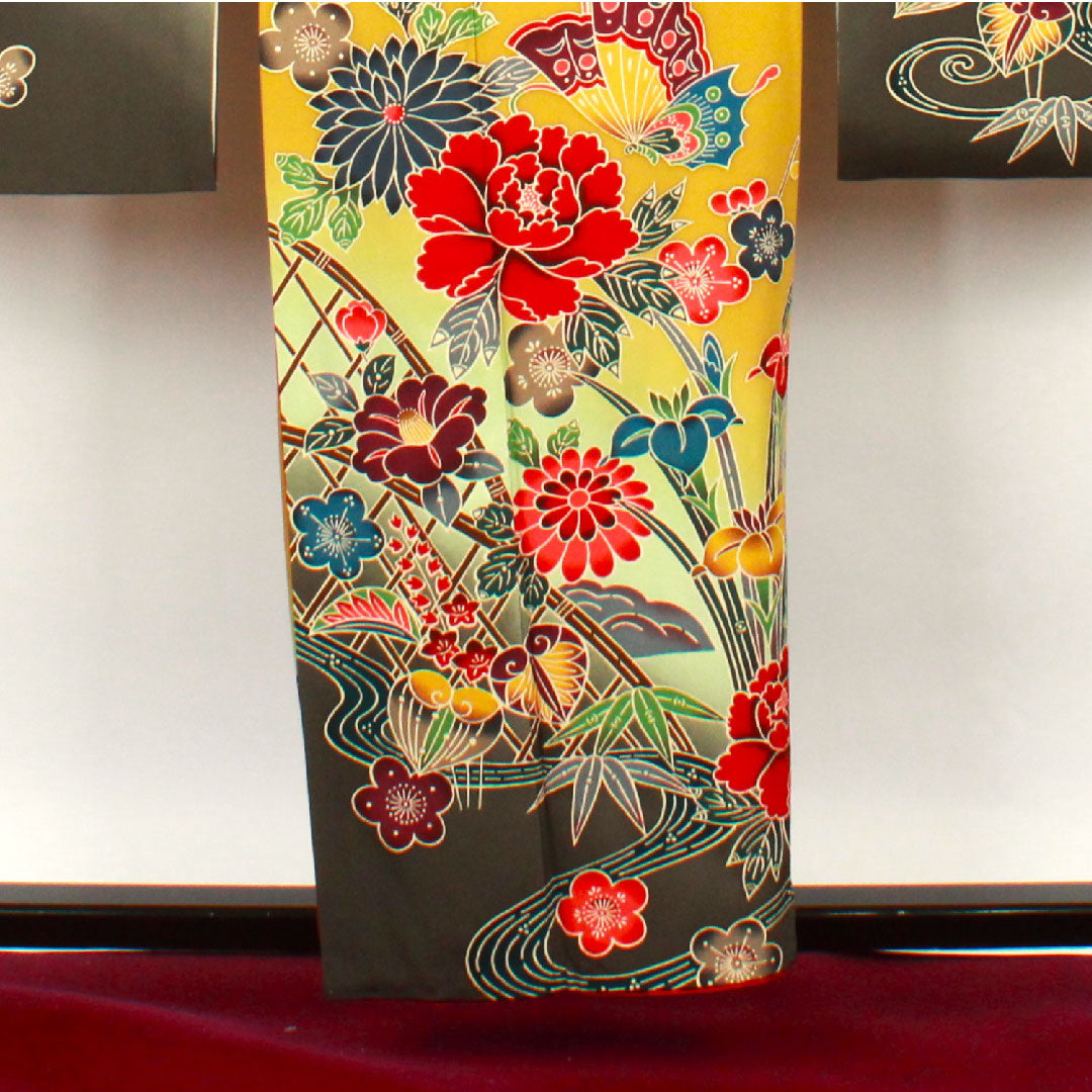Long-sleeved kimono, length 155.5cm, sleeve length 64.5cm, lined, mustard color, Kyoto Bingata, floral pattern, pure silk, A rank, yellow, 1113000893323