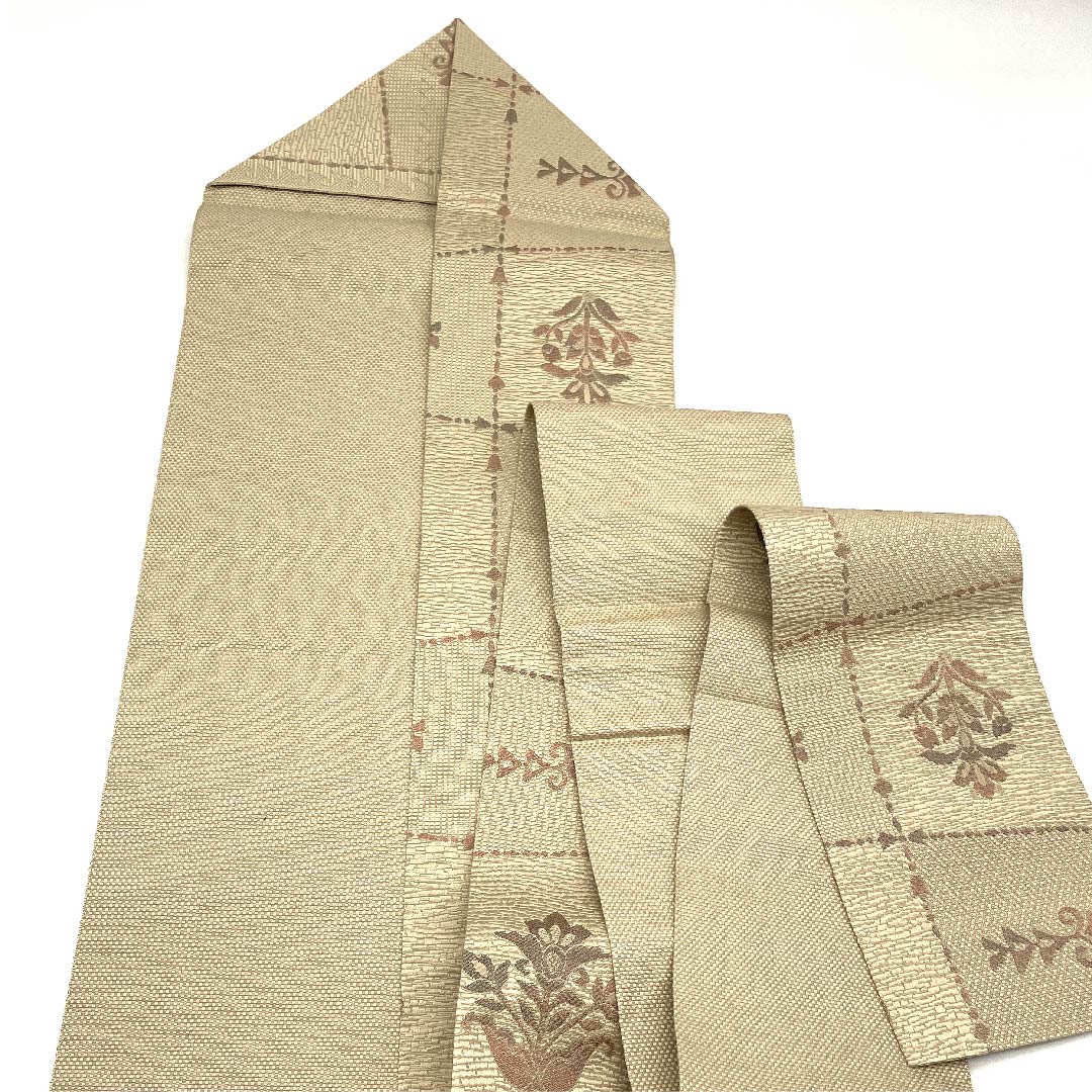 名古屋帯　尾花色　唐花　変わり市松 帯丈359cm 正絹 Sランク 六通 カジュアル ベージュ系 1124005132325  名古屋仕立て