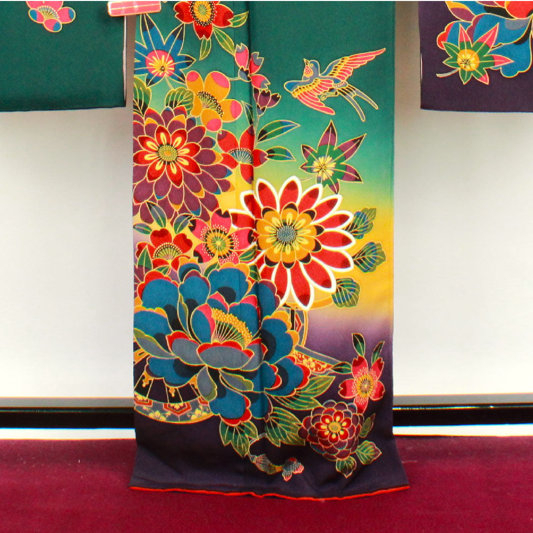振袖 身丈166cm 裄丈68.5cm 袷  鉄色 桜 菊  正絹 Sランク 緑系 1113000972519