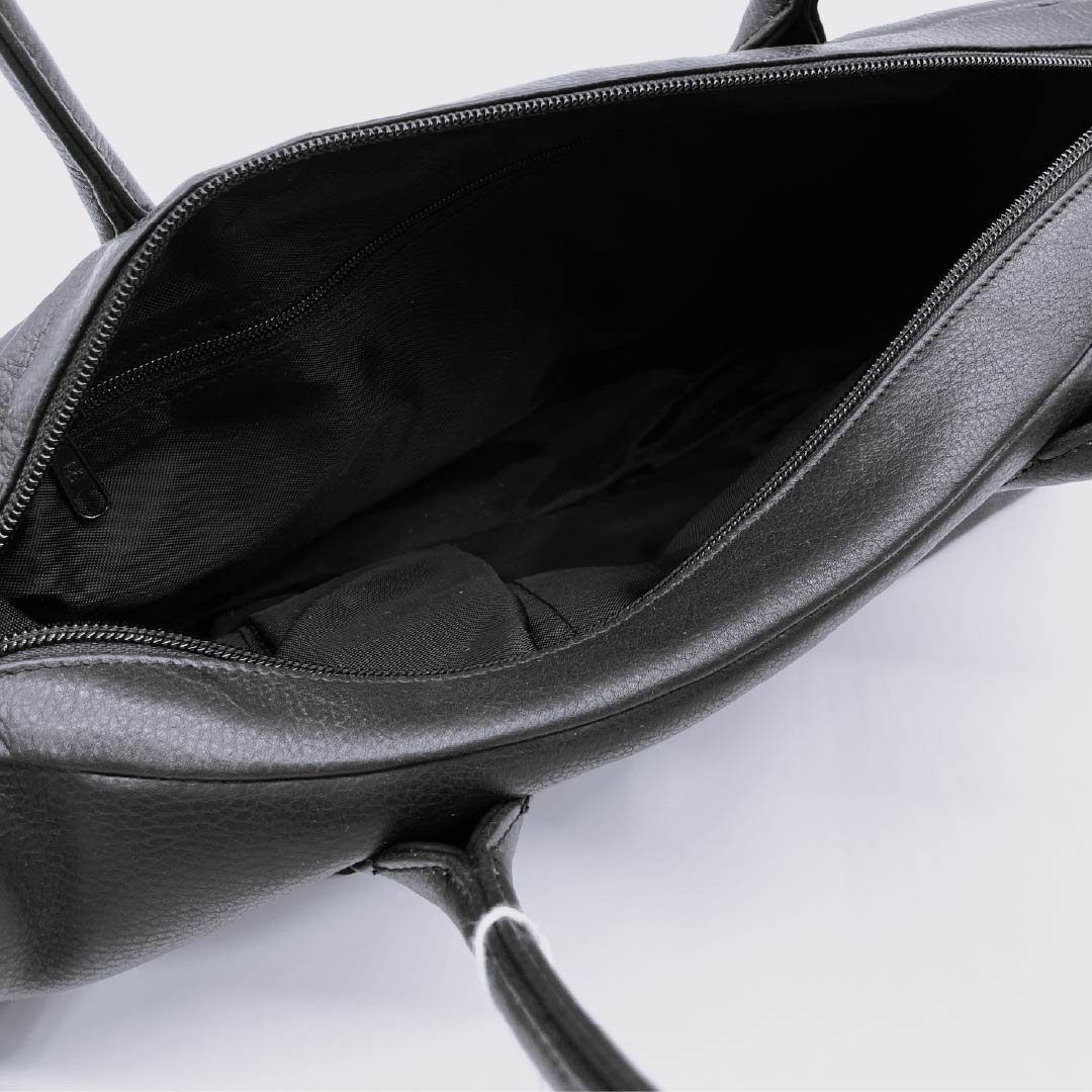 (Like New) Western-style Cowhide Leather Bag, Grade A, Like New, Cowhide Leather, Horizontal, Black, 119700008310